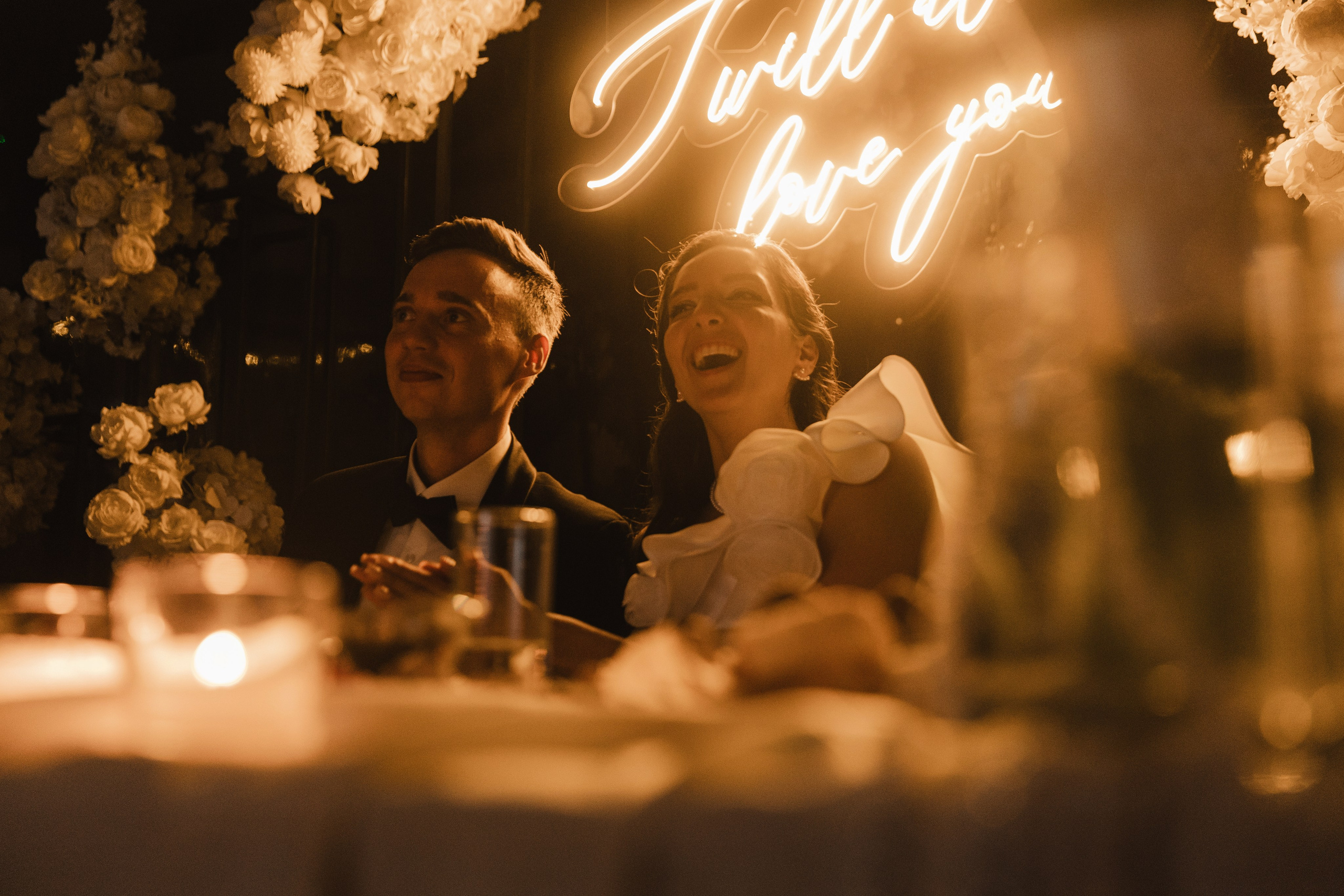 Свадебная фотосессия на берегу реки для Ивана и Влады в Н.Новгороде