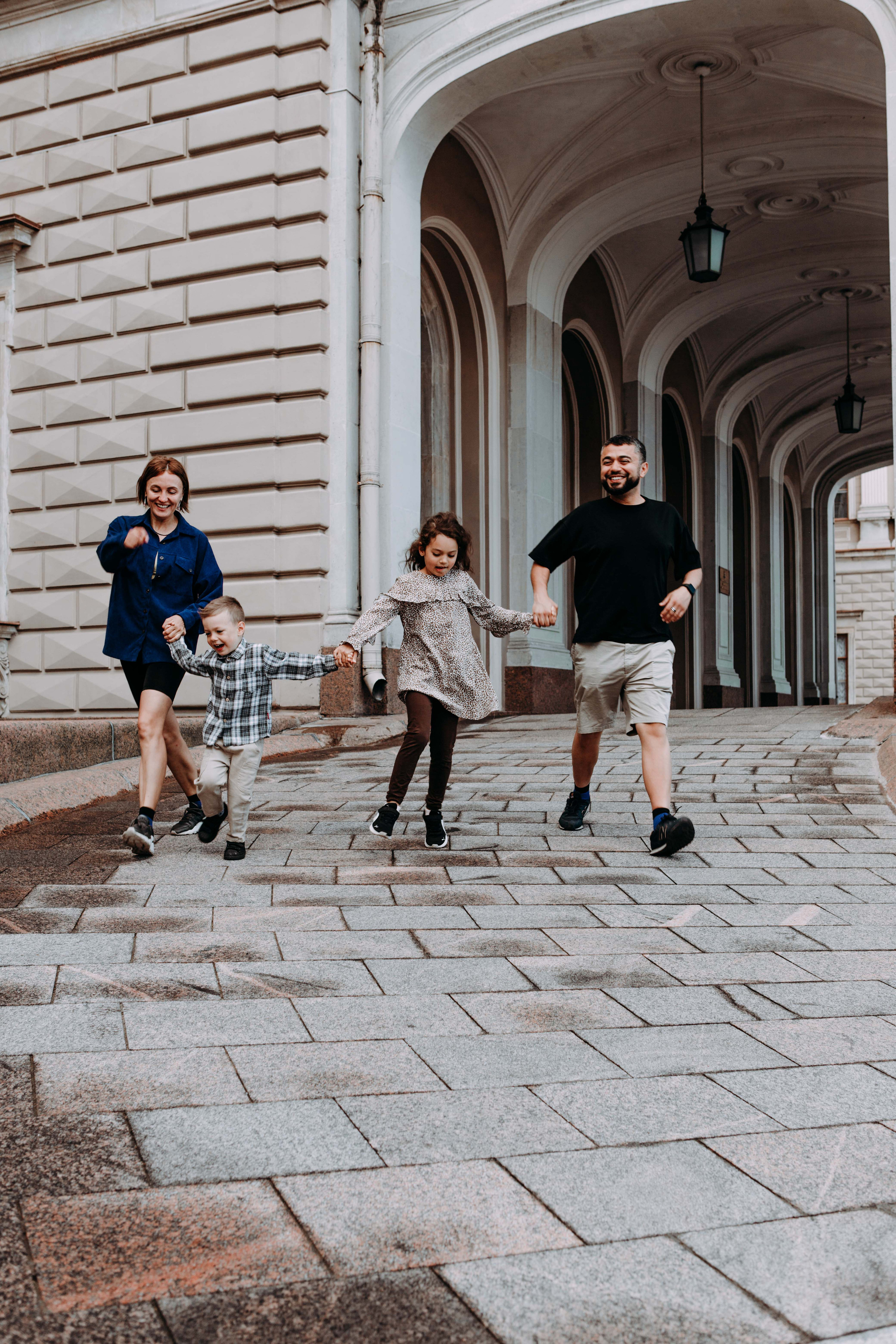 Семейные прогулки. Свадебный и семейный фотограф в Санкт-Петербурге Лолита Евстифеева