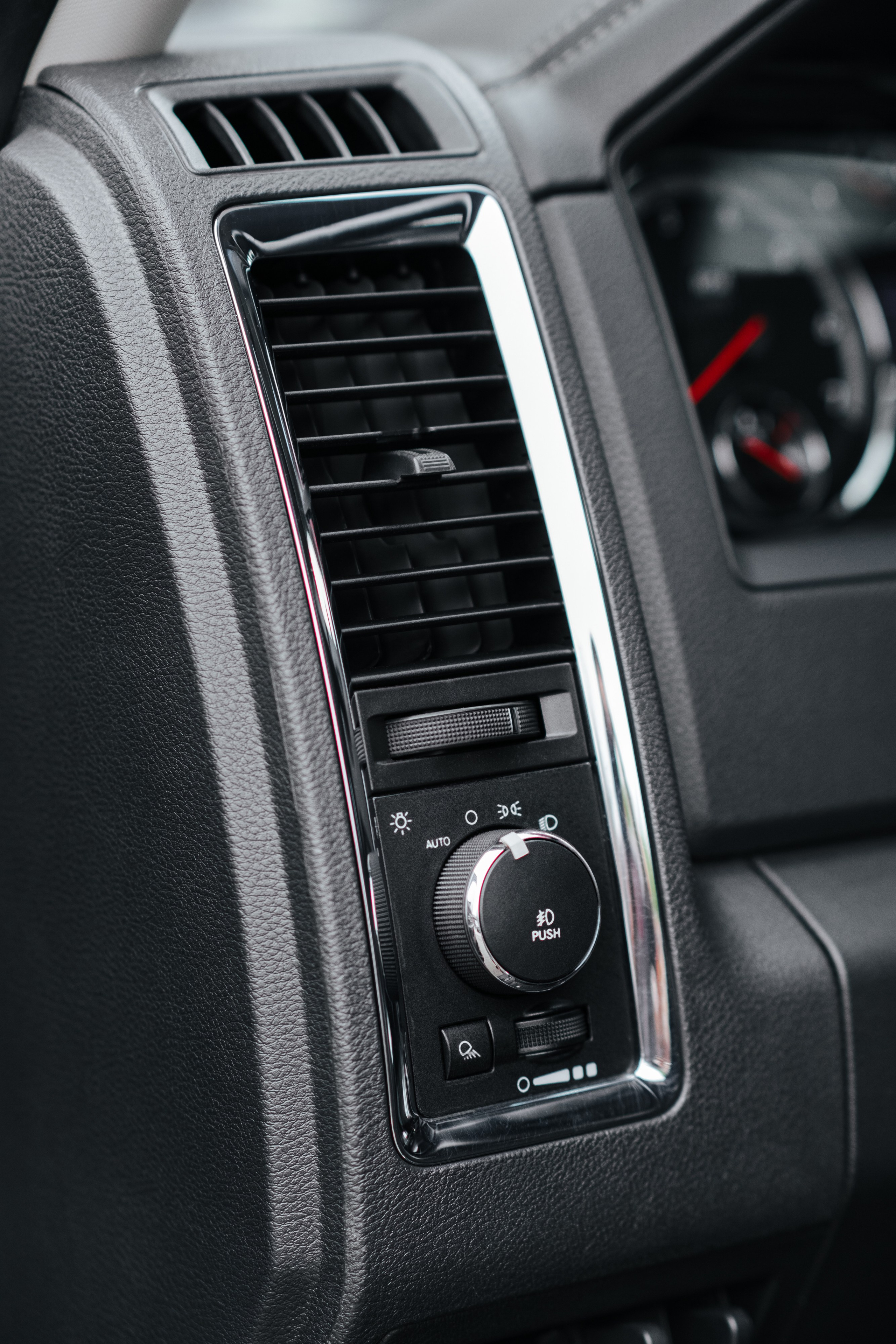 DODGE RAM. Фуд и предметный фотограф Виталий Морозов г. Москва