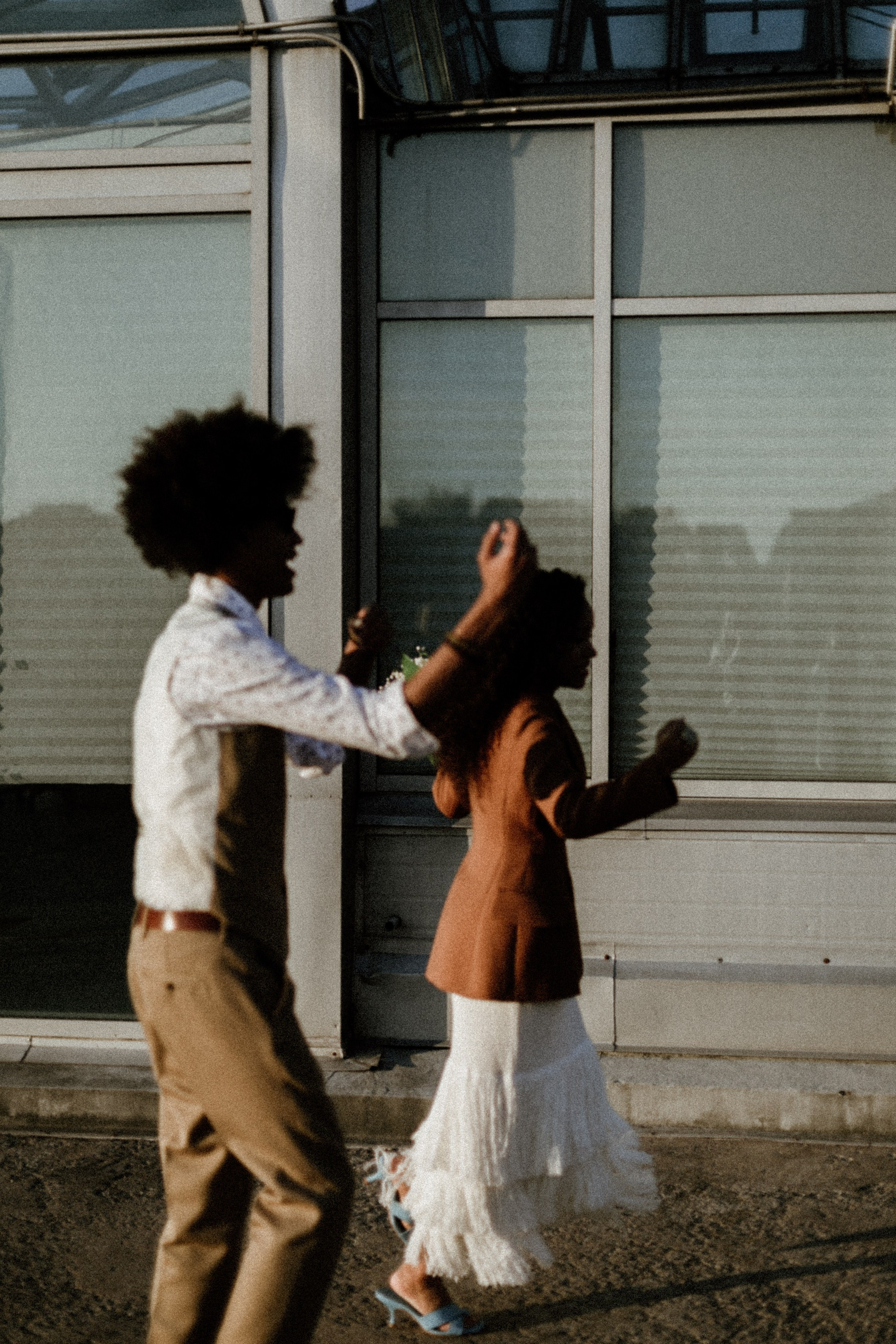 Свадебная прогулка на необычной крыше Санкт-Петербурга. Свадебный и love story фотограф в Санкт-Петербурге (Спб) Natali Iva