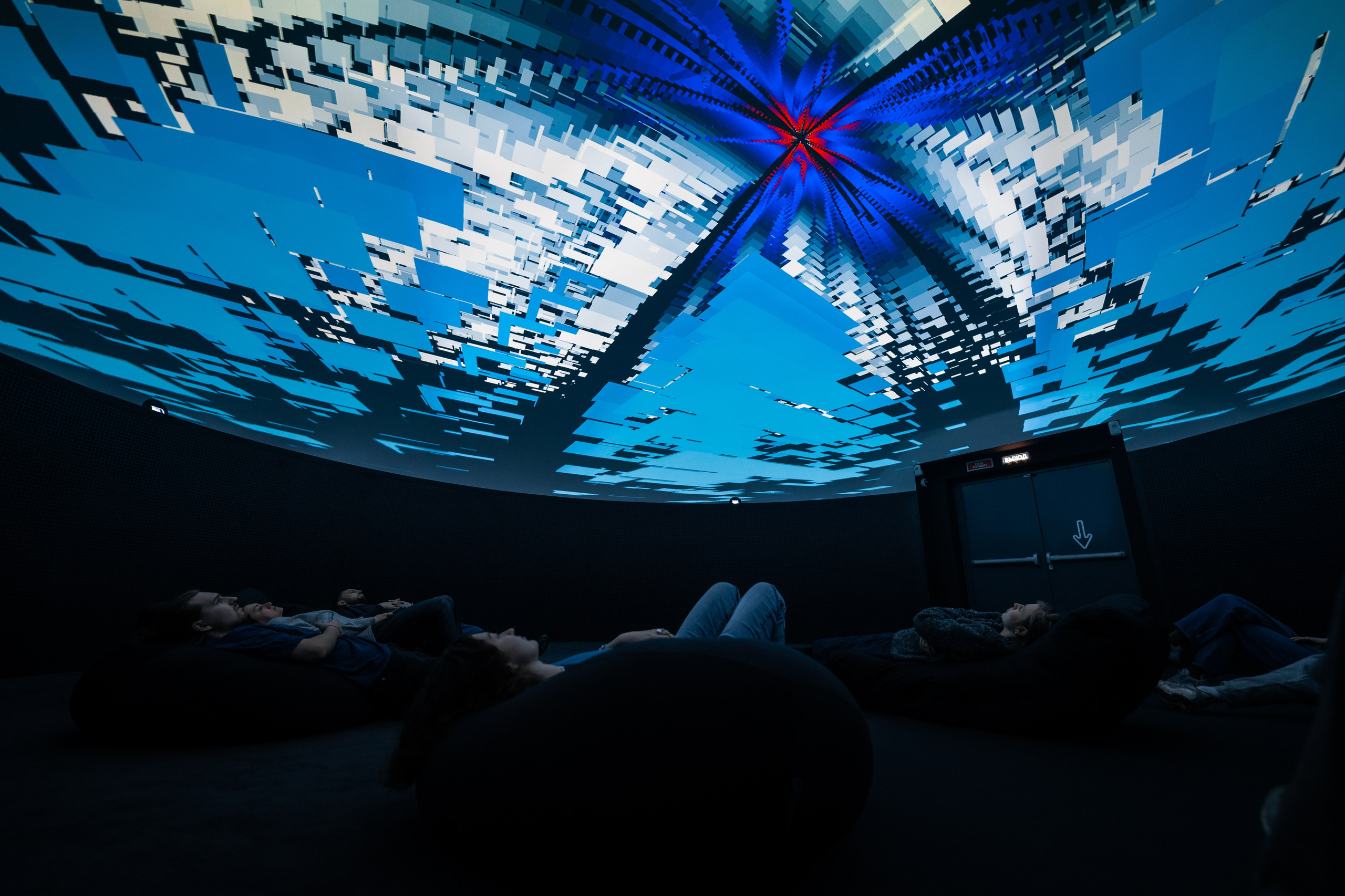 Generative Gallery & Luminar X, Making Magic. @tomrus: Рустам Шагиморданов — фотограф