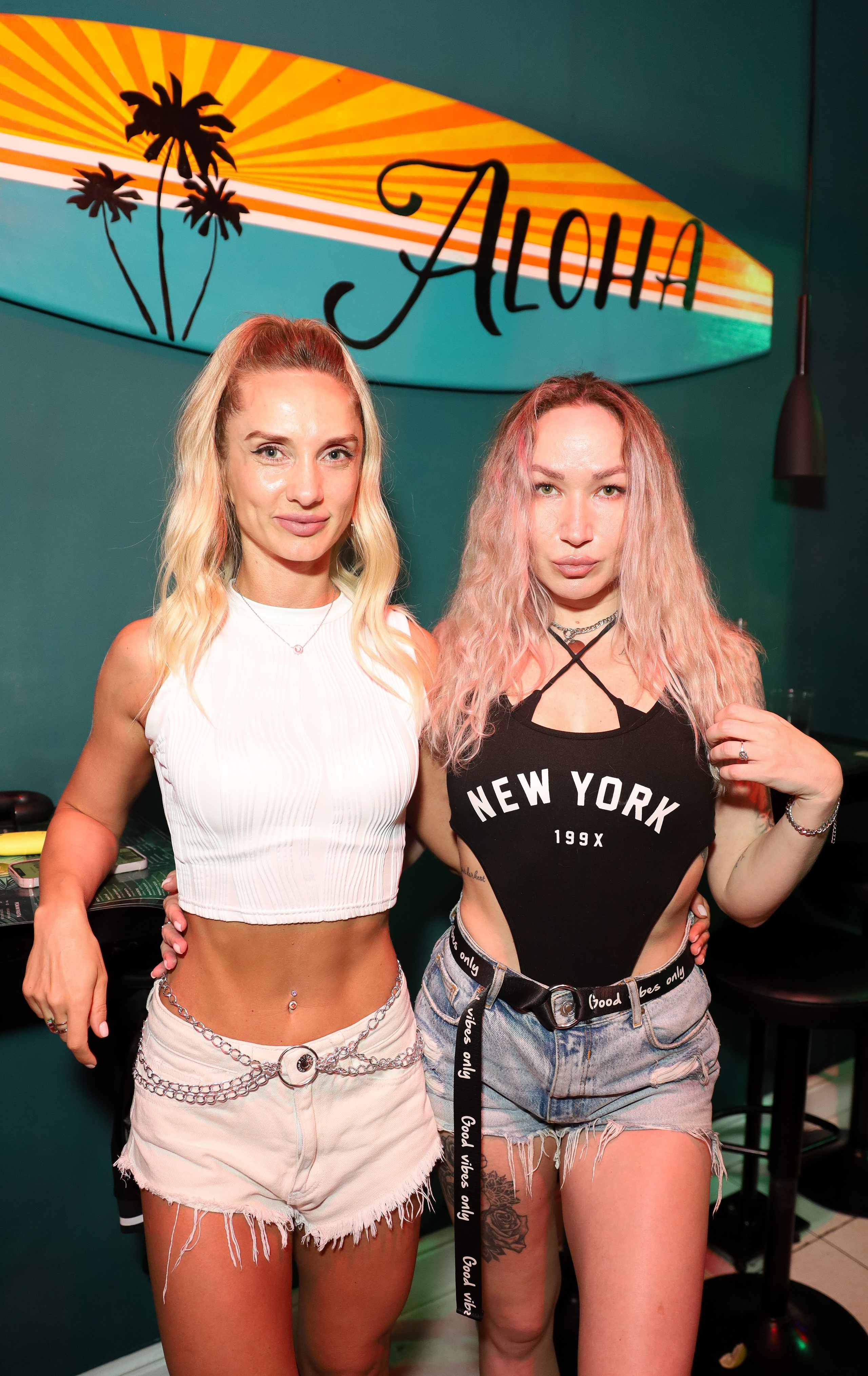 Вечеринки ALOHA BAR. Фотограф мероприятий Ирина Каширина