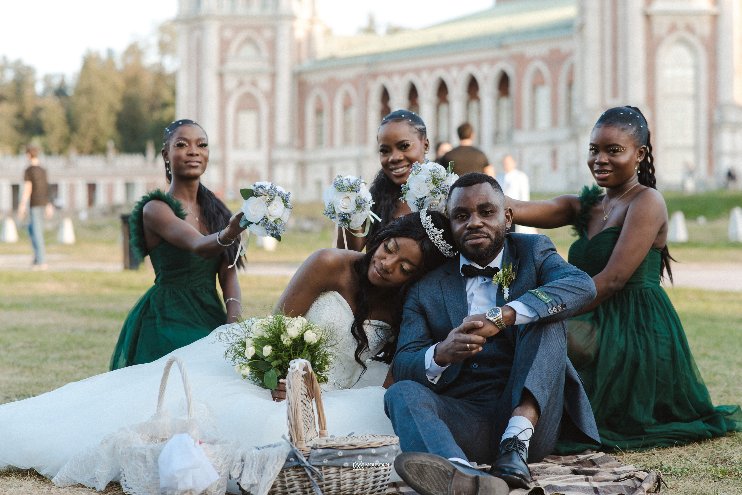 Synthia and Jospin Part 2. Я занимаюсь событийной, свадебной, товарной, студийной… фотографией