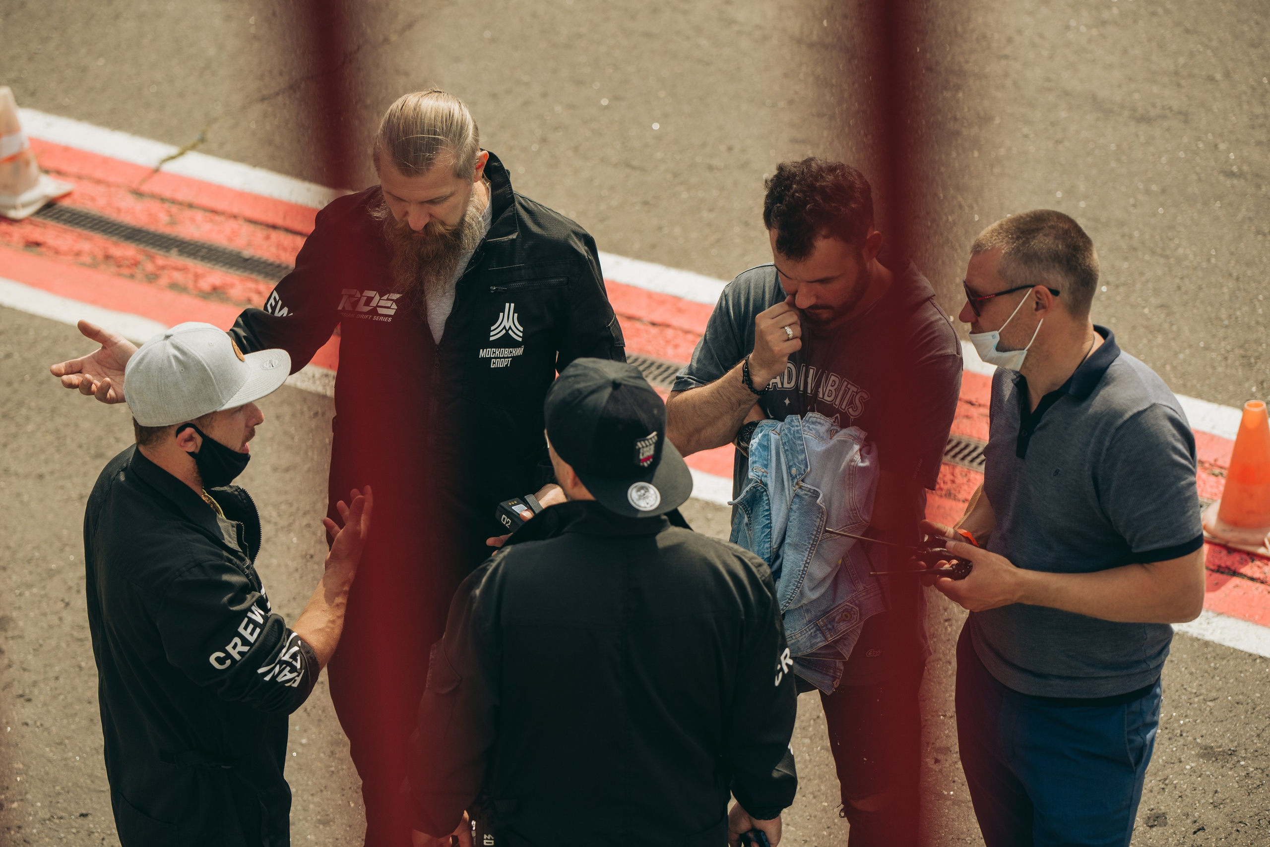 Rds запад ADM Raceway. DeLorein