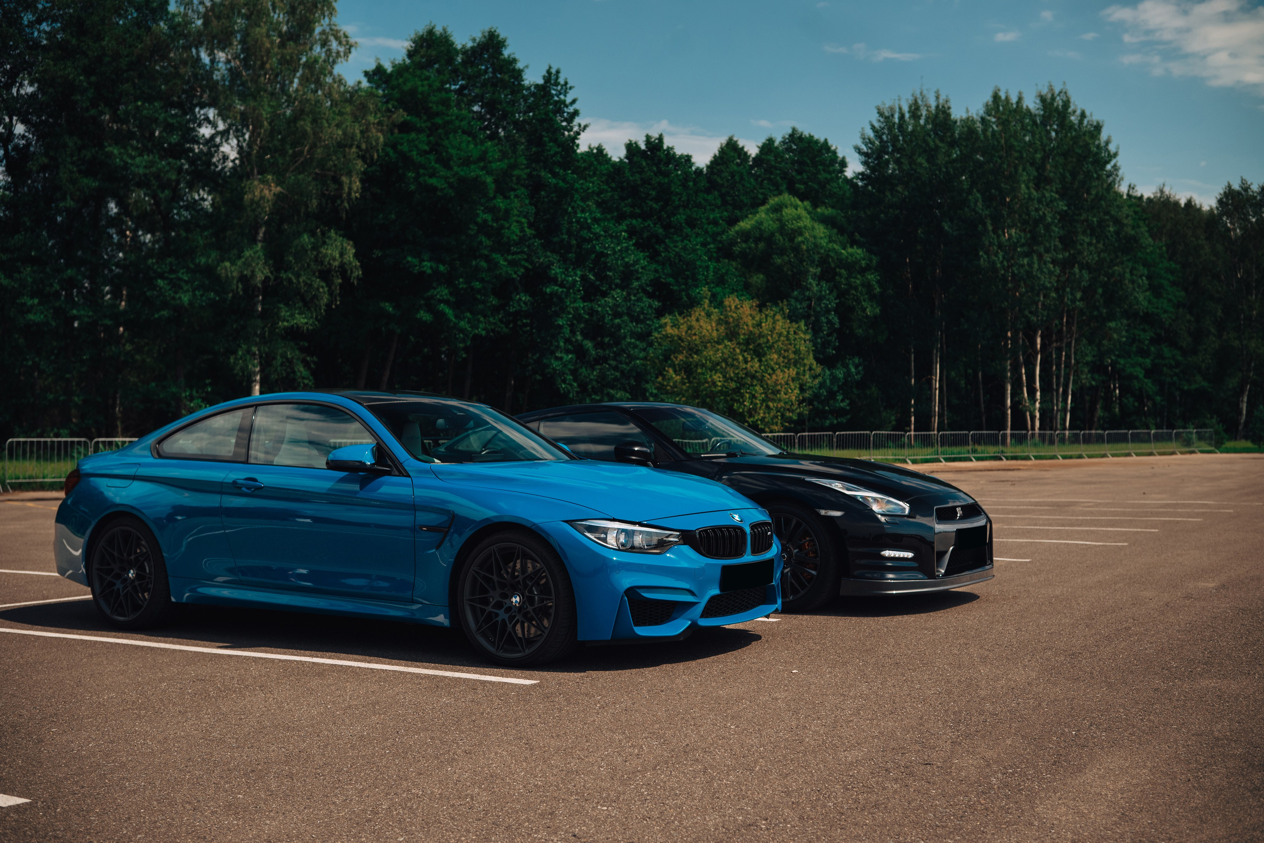 BMW M4 и GT-R 35. DeLorein