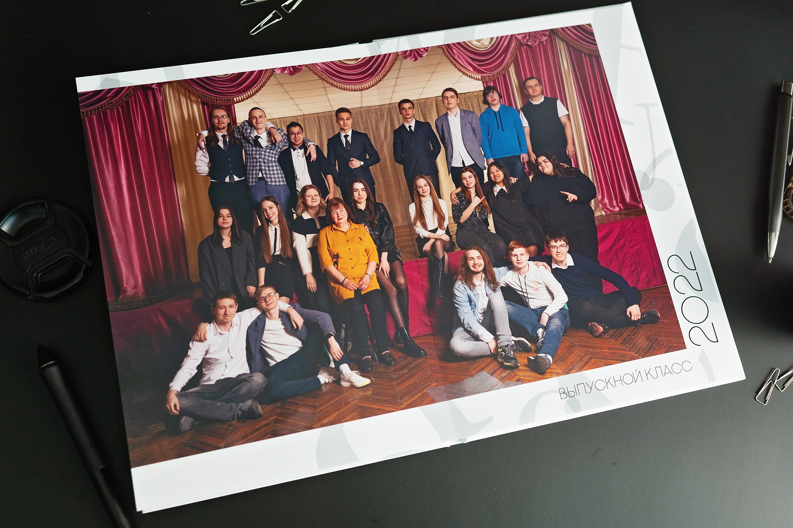 Дизайн выпускного альбома для старших классов школы в СПб. Выпускные альбомы для школы и детского сада в СПб и ЛО
