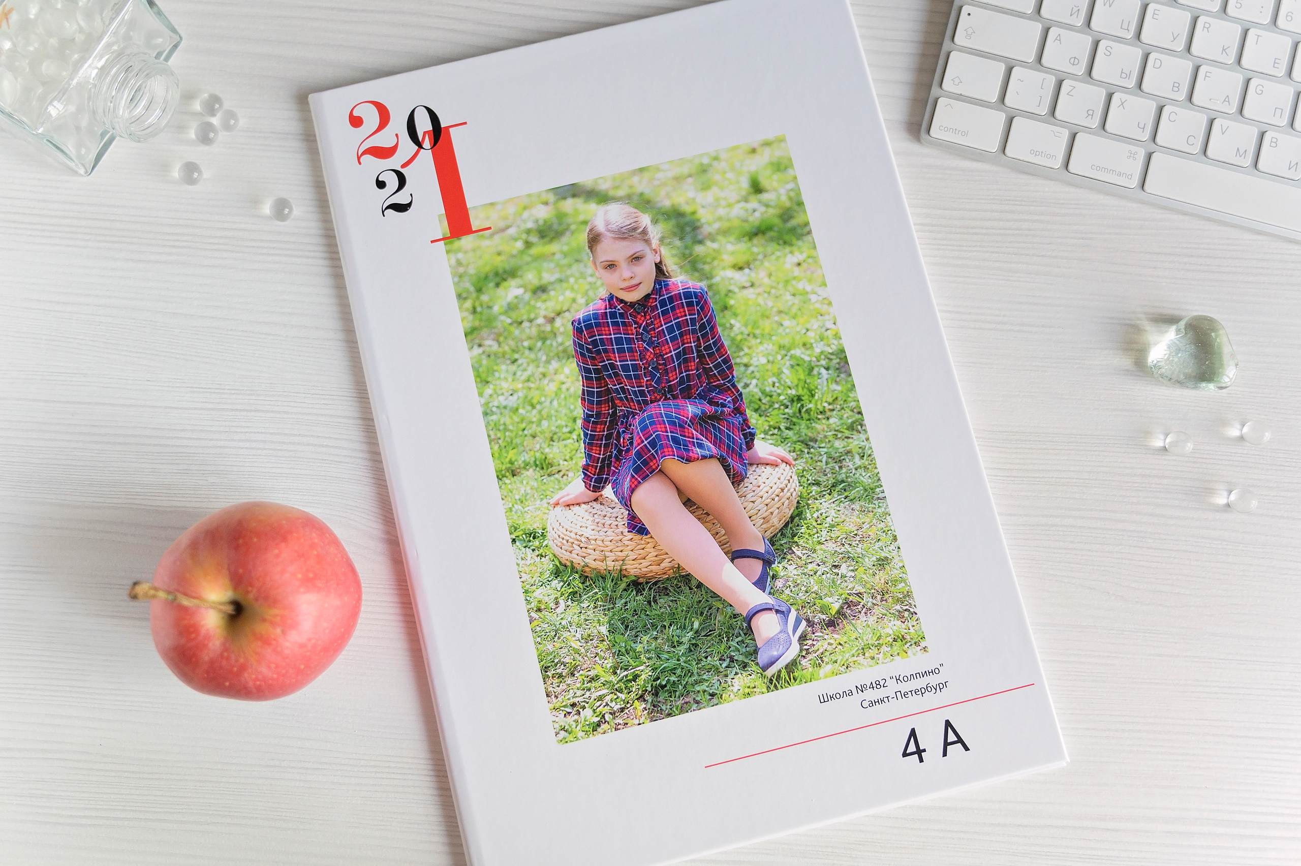 Стильный выпускной альбом для 4 класса начальной школы. Выпускные альбомы для школы и детского сада в СПб и ЛО