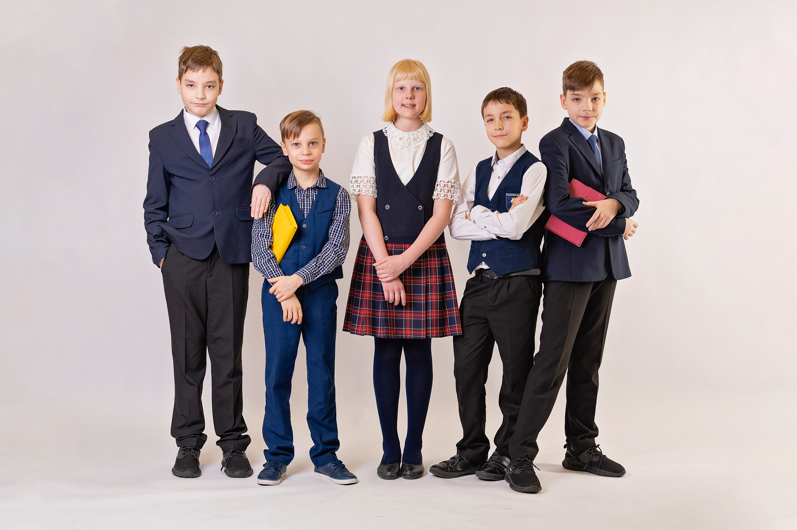 Фотосъемка для выпускных альбомов в начальной школе. Выпускные альбомы для школы и детского сада в СПб и ЛО