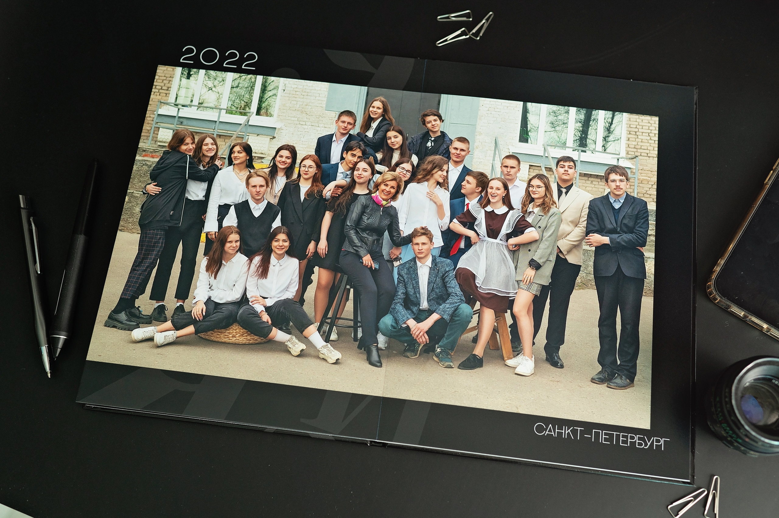 Стильный выпускной альбом для старших классов. Выпускные альбомы для школы и детского сада в СПб и ЛО