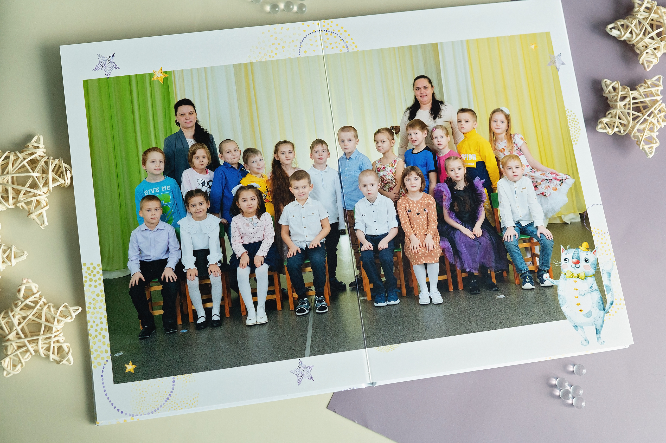 Стильный выпускной альбом для детского сада в Санкт-петербурге. Выпускные альбомы для школы и детского сада в СПб и ЛО