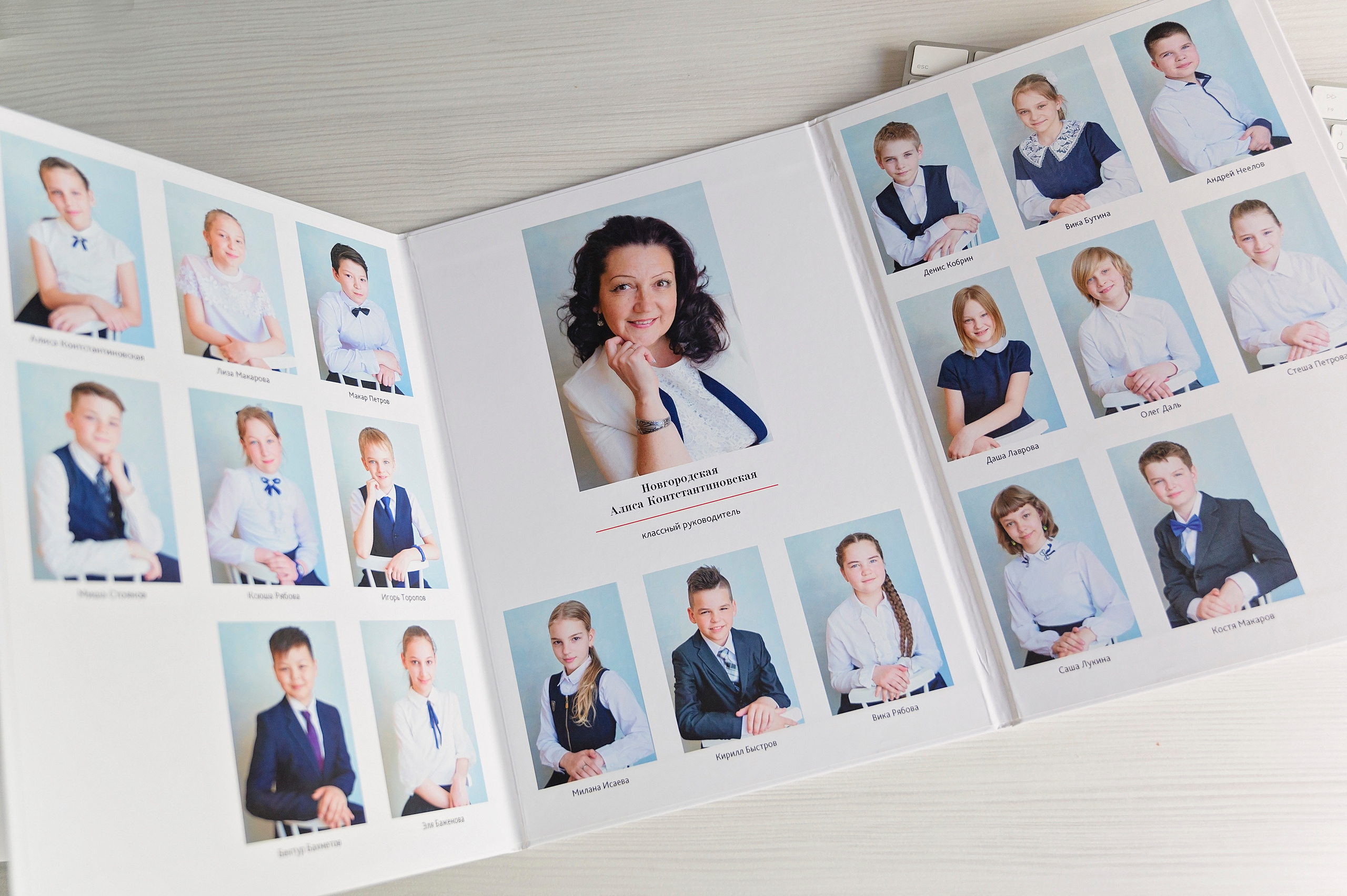 Стильный выпускной альбом для 4 класса начальной школы. Выпускные альбомы для школы и детского сада в СПб и ЛО