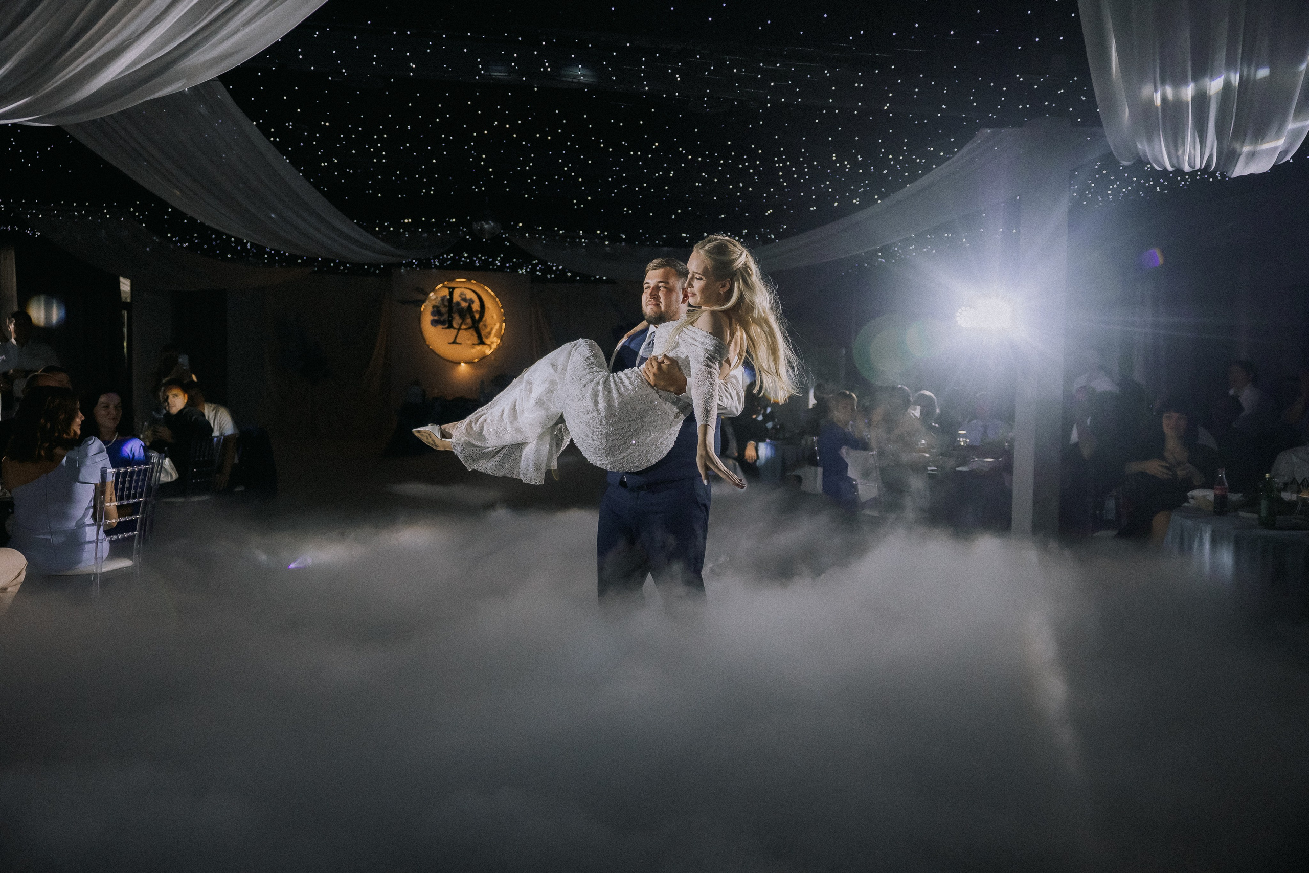 Даниил и Алина. Вечер любви. Свадебная фотография. Арина Рубах