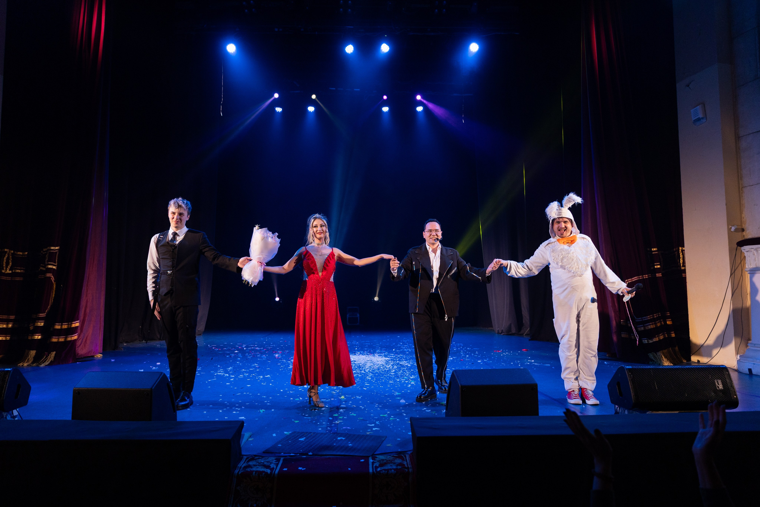 Шоу Фокусников