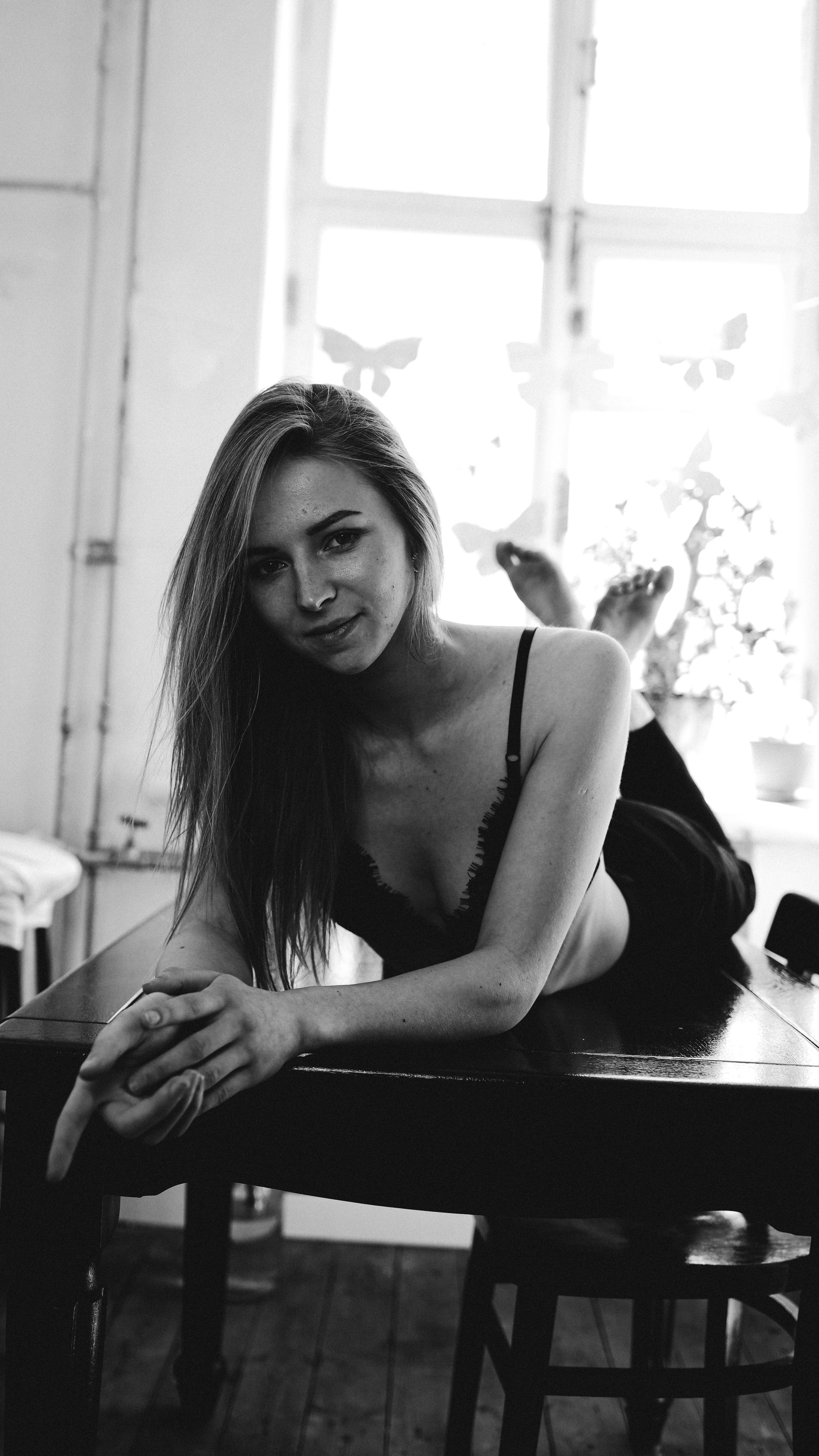 Veronica. Studio and street photography