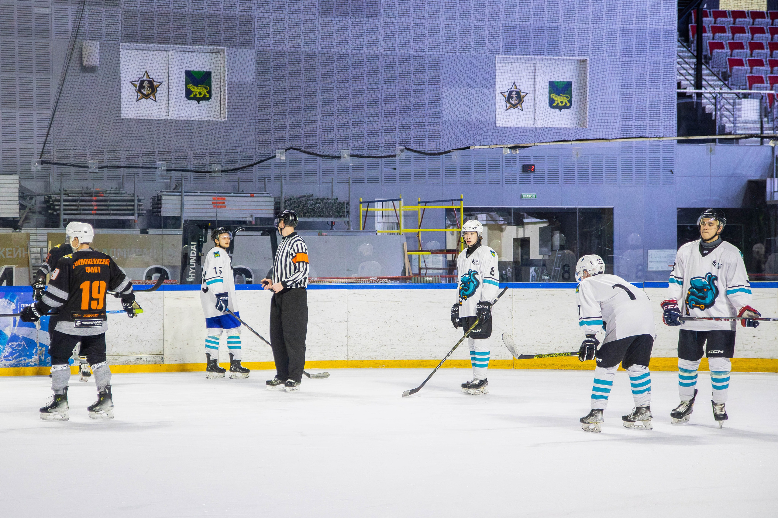 Матч сборной по хоккею ДВФУ. Репортажный фотограф во Владивостоке Анастасия Кострова