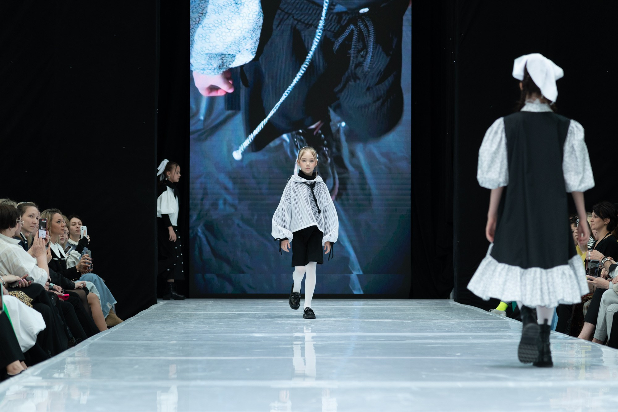 DEVUSI / 23. Sakunov Photo