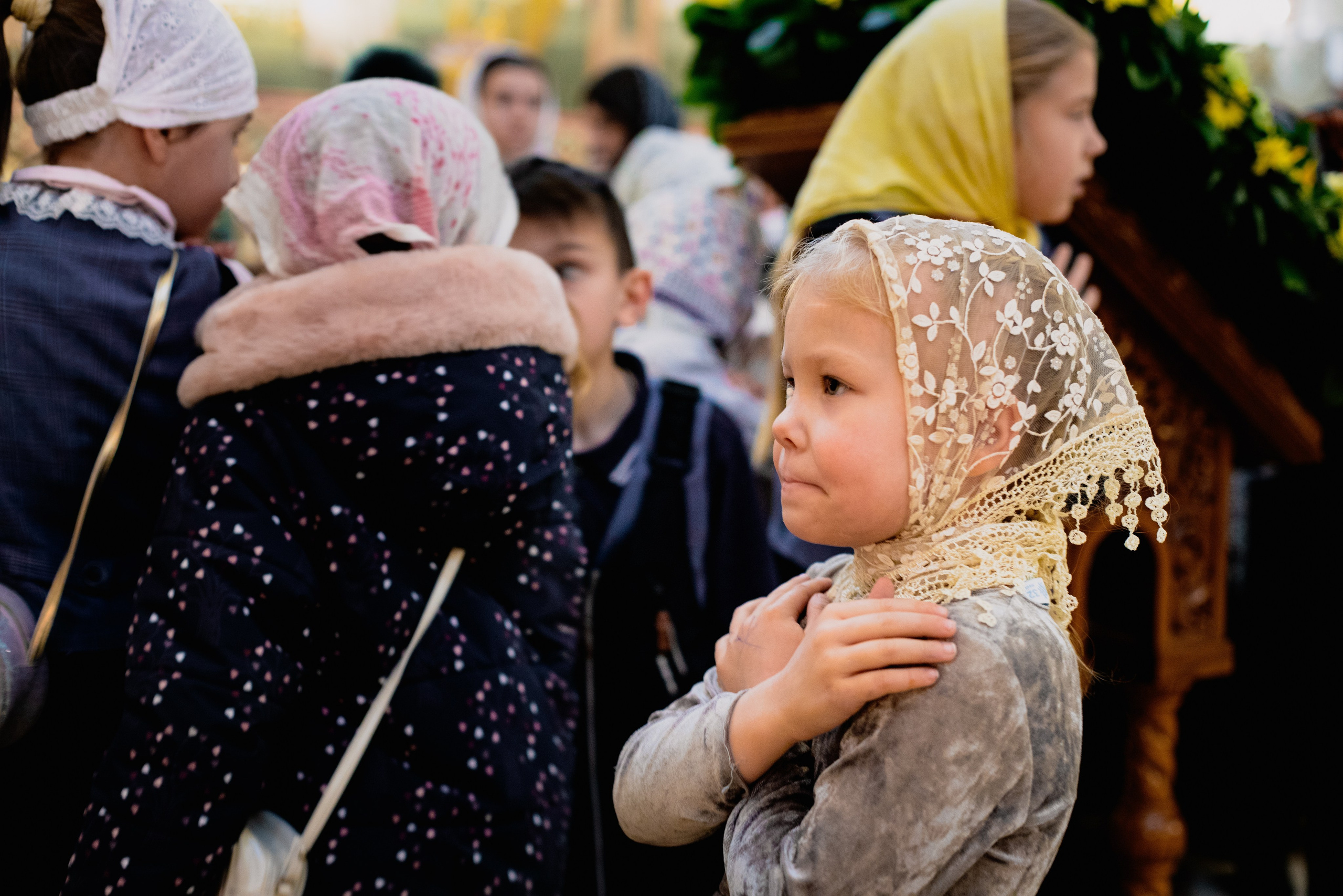 Праздничное богослужение Святителю Николаю 19 декабря. Интерьерный фотограф в Москве Роман Потапов