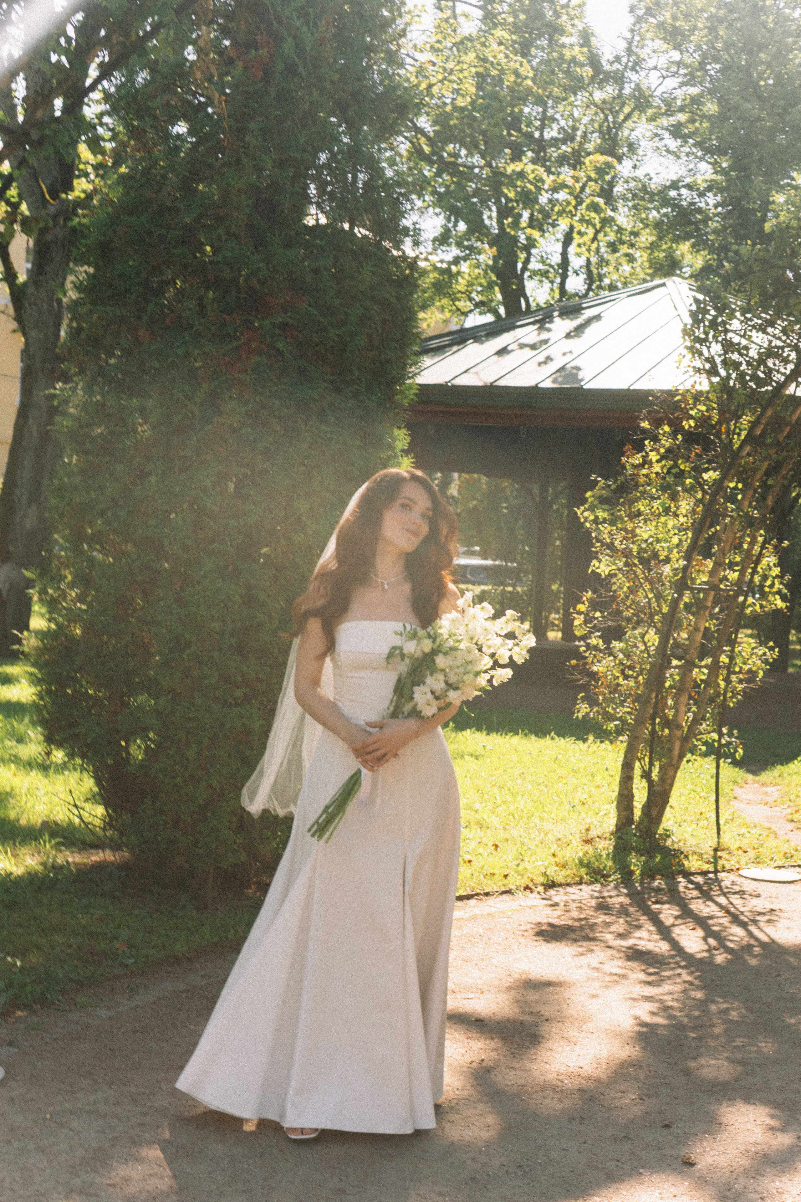 СВАДЕБНАЯ СЬЕМКА В ПЕТЕРГОФЕ И СЬЕМКА РЕПОРТАЖА В ЗАГСЕ ПЕТЕРГОФА. Профессиональный фотограф, Санкт-Петербург — Виктория Богомолова