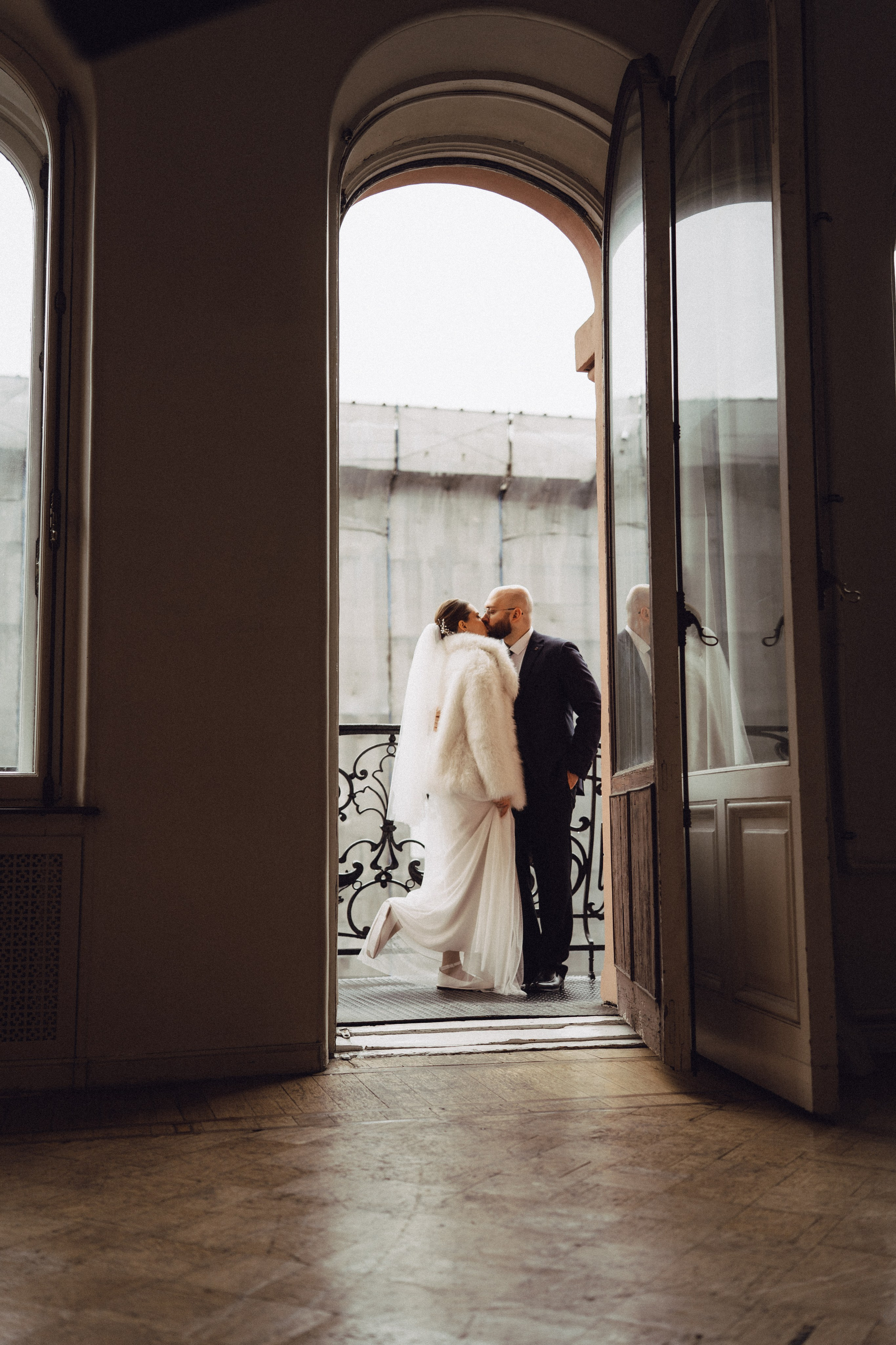 СВАДЕБНАЯ СЬЕМКА ВО ВТОРОМ ДВОРЦЕ (ДЕКАБРЬ) ТАКЖЕ СЬЕМКА В СТУДИИ НА ЧЕРНЫШЕВСКОЙ. Профессиональный фотограф, Санкт-Петербург — Виктория Богомолова