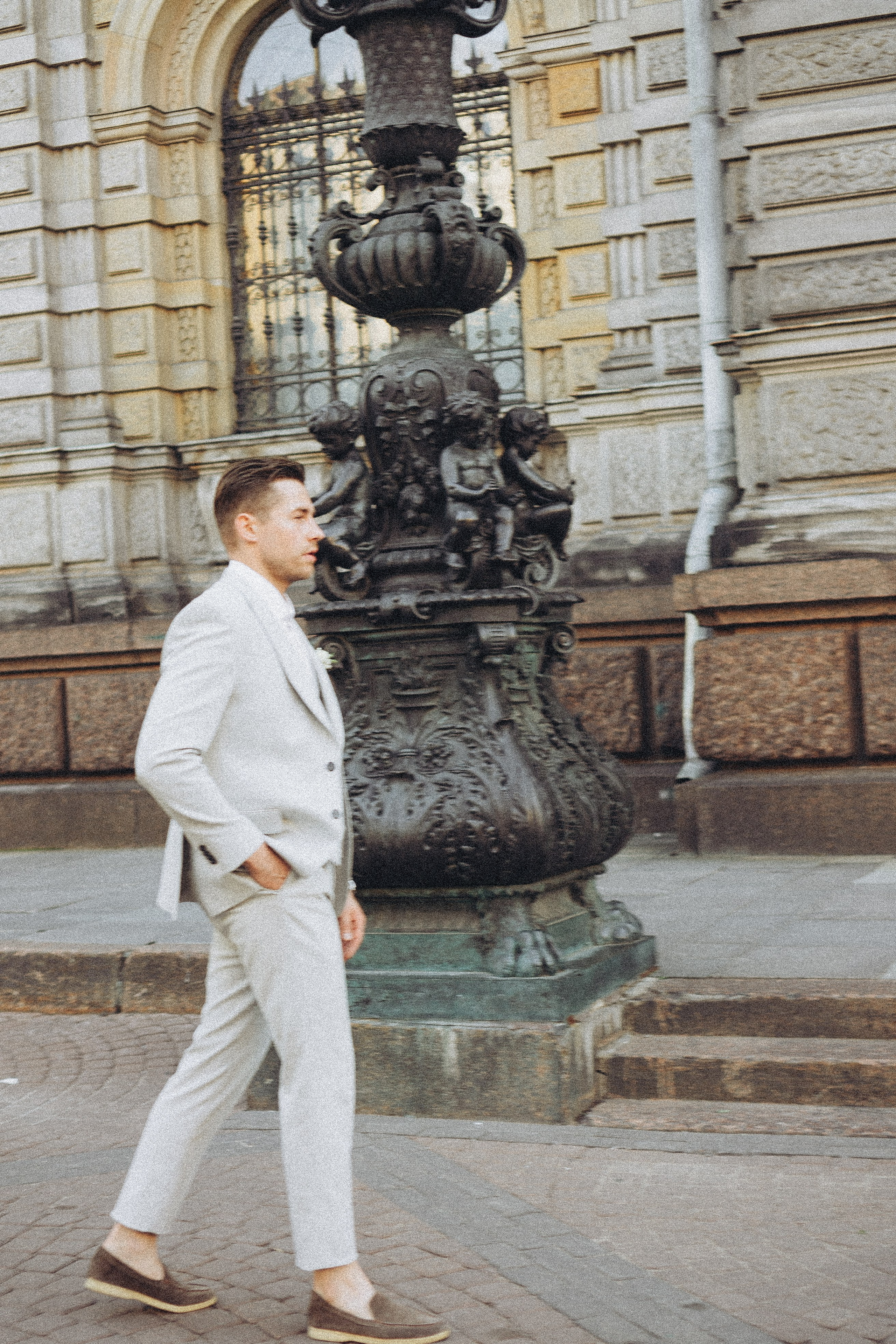 Свадебная сьемка у академии Штиглица. Профессиональный фотограф, Санкт-Петербург — Виктория Богомолова