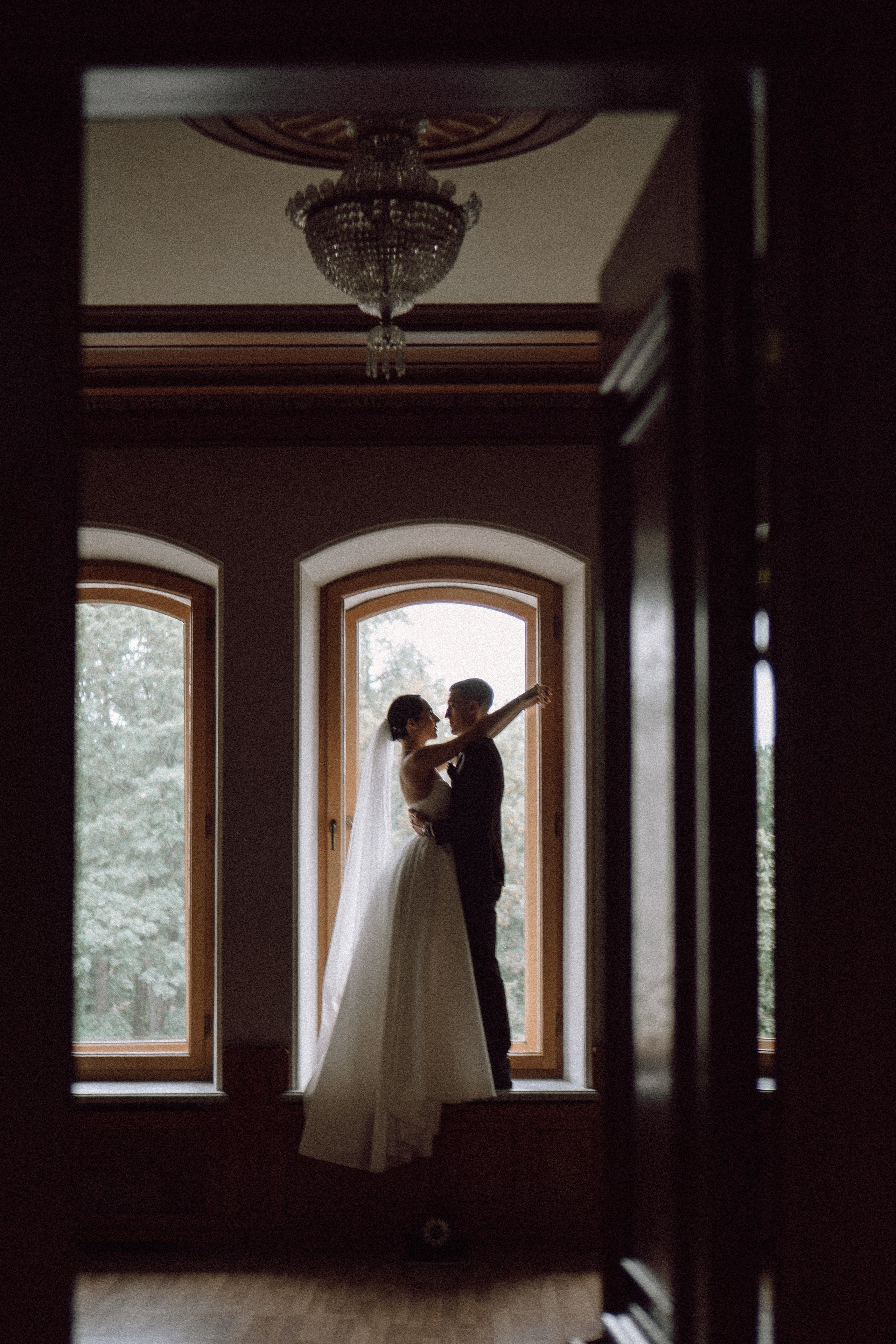 СВАДЕБНАЯ ПРОГУЛКА В САНТК-ПЕТЕРБУРГЕ (ИСАКИЕВСКИЙ СОБОР, ЗИМНЯЯ КАНАВКА, ЭРМИТАЖ И БОЛЬШАЯ МОРСКАЯ УЛИЦА). Профессиональный фотограф, Санкт-Петербург — Виктория Богомолова