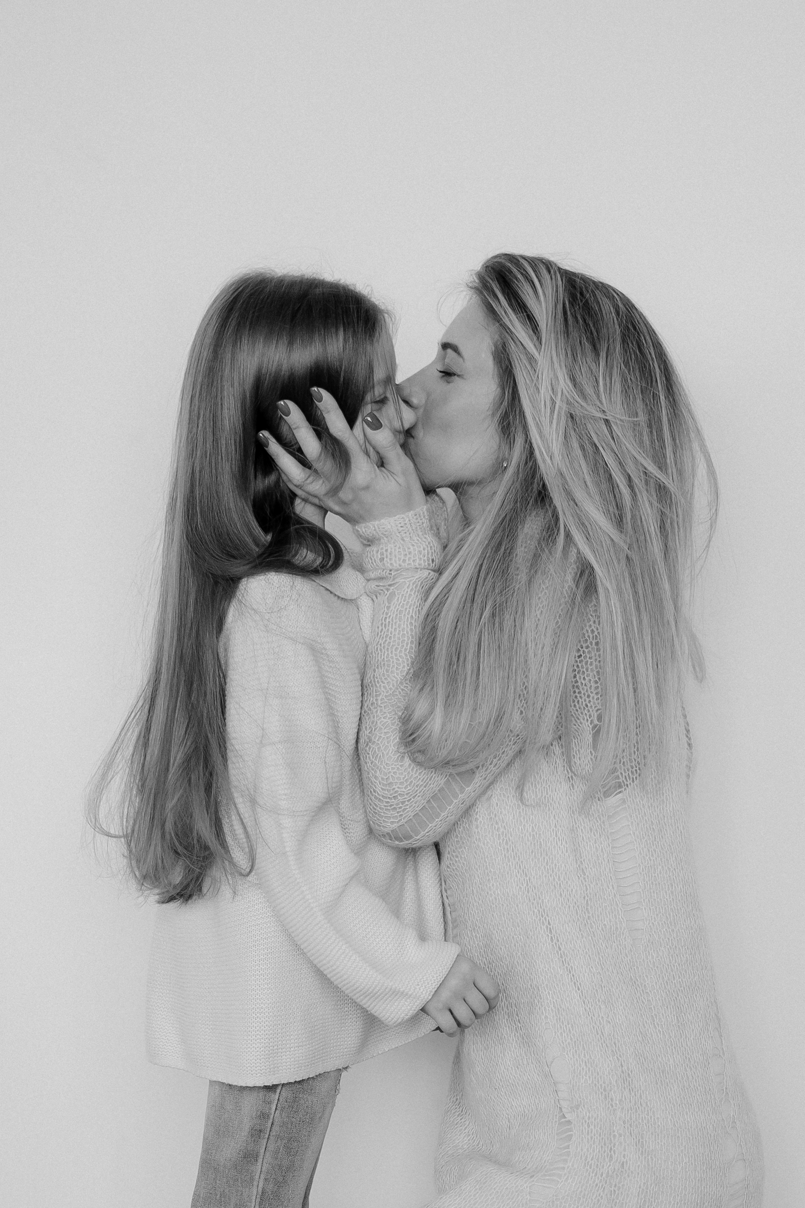 Катя и Вика. Фотограф Валерия Крахмалева