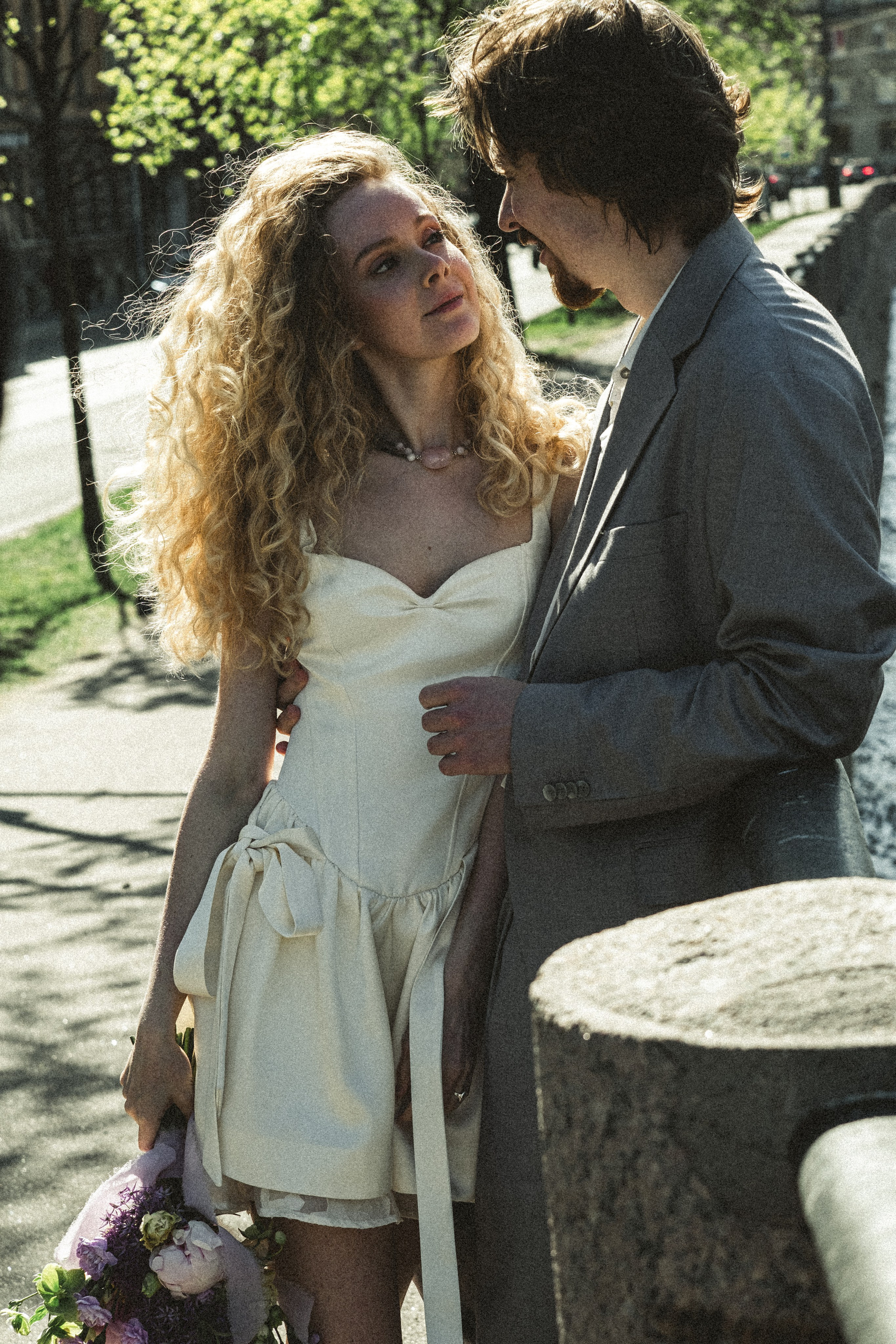 СВАДЕБНАЯ ПРОГУЛКА ПО ПЕТРОГРАДКЕ ВЕСНОЙ. СВАДЕБНАЯ ФОТОСЕССИИЯ НА ПЕТРОГРАДКЕ. Профессиональный фотограф, Санкт-Петербург — Виктория Богомолова