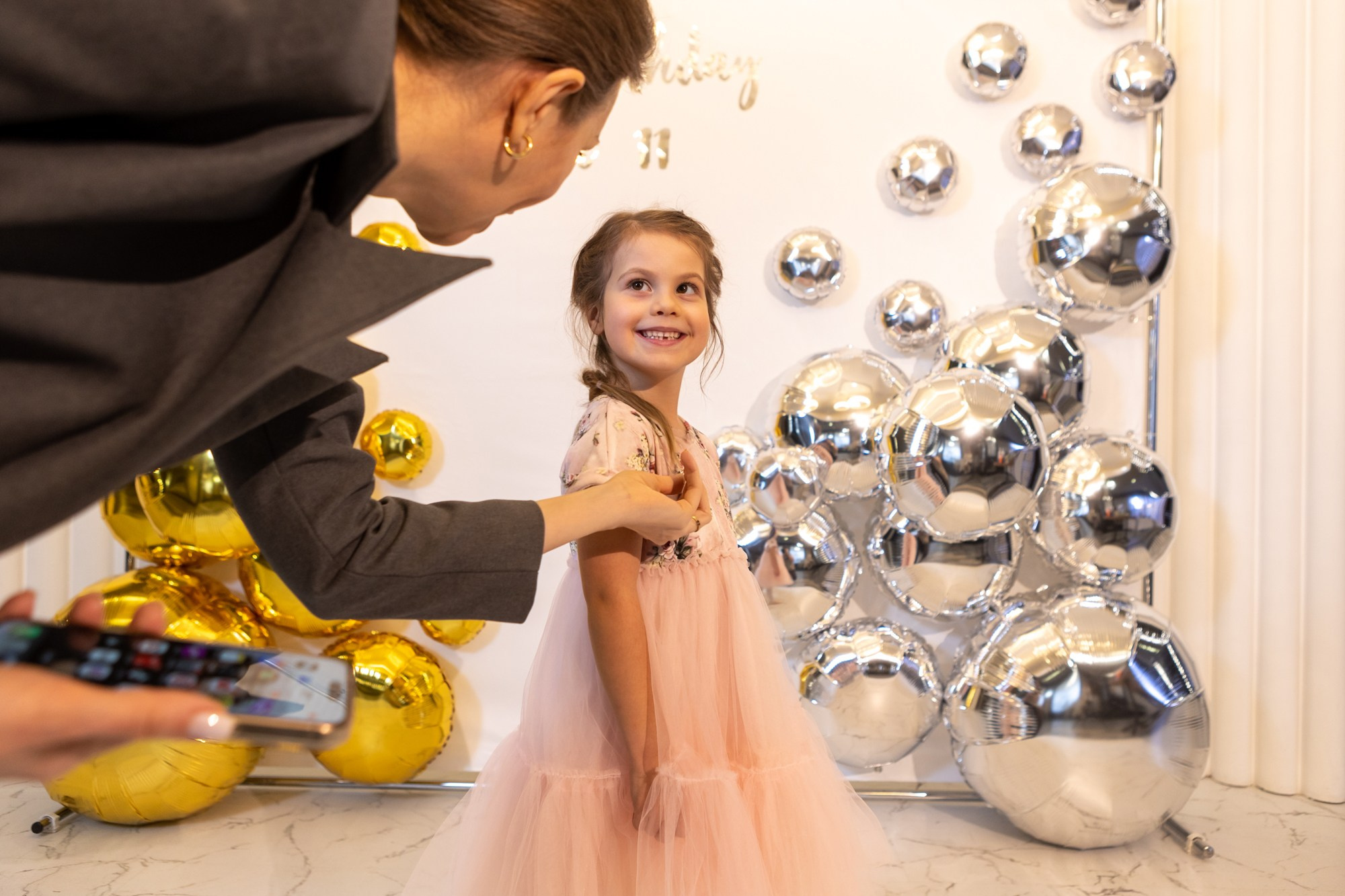 День Рождения Даши в ресторане MonCher. Фотограф в Оренбурге. Профессиональный фотограф