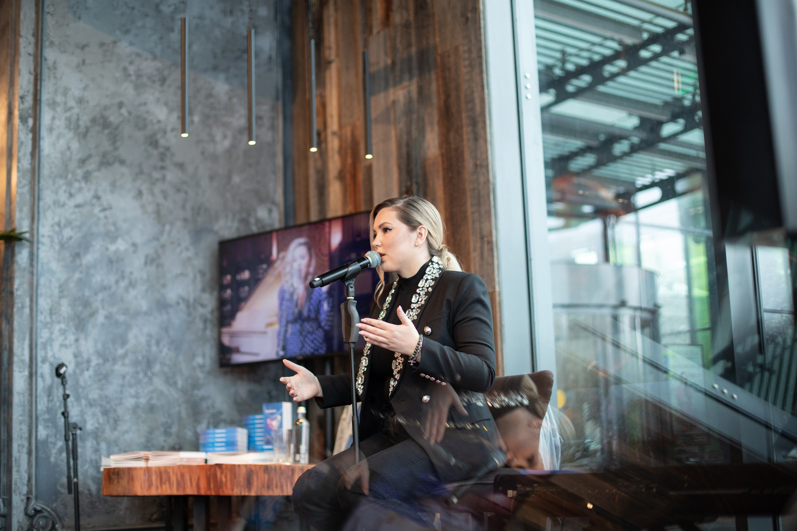 Мастер-класс Cooper Phillip в Москве. Свадебный и семейный фотограф