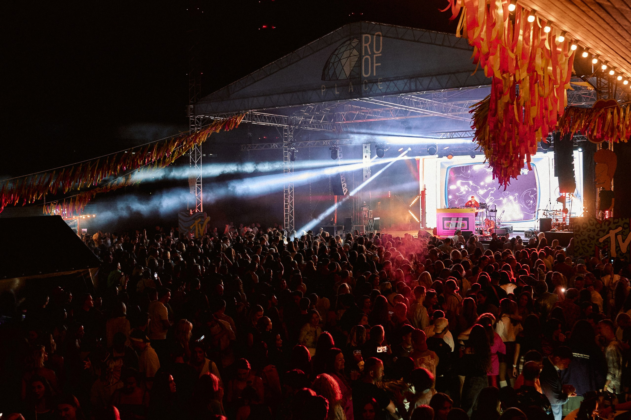 CAVA MTV Hits. Photographer — ERASTOV