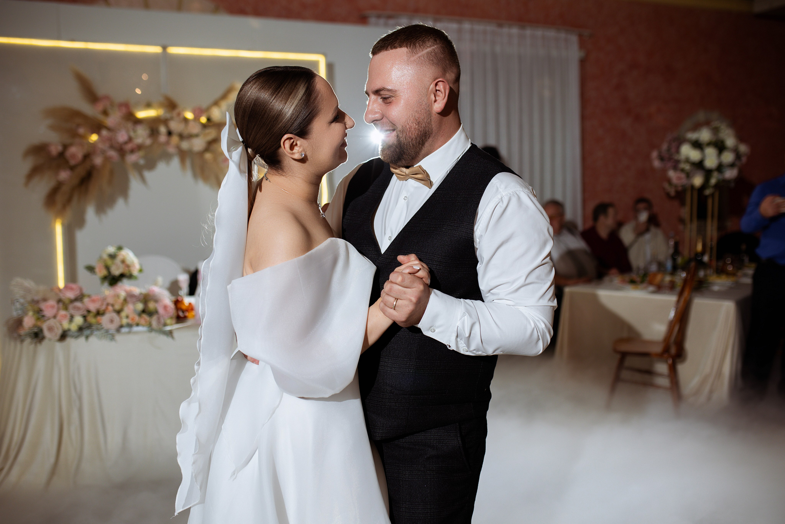 Микс классики и вечеринки Оксаны и Леши. Свадебный фотограф Елена Рубцова