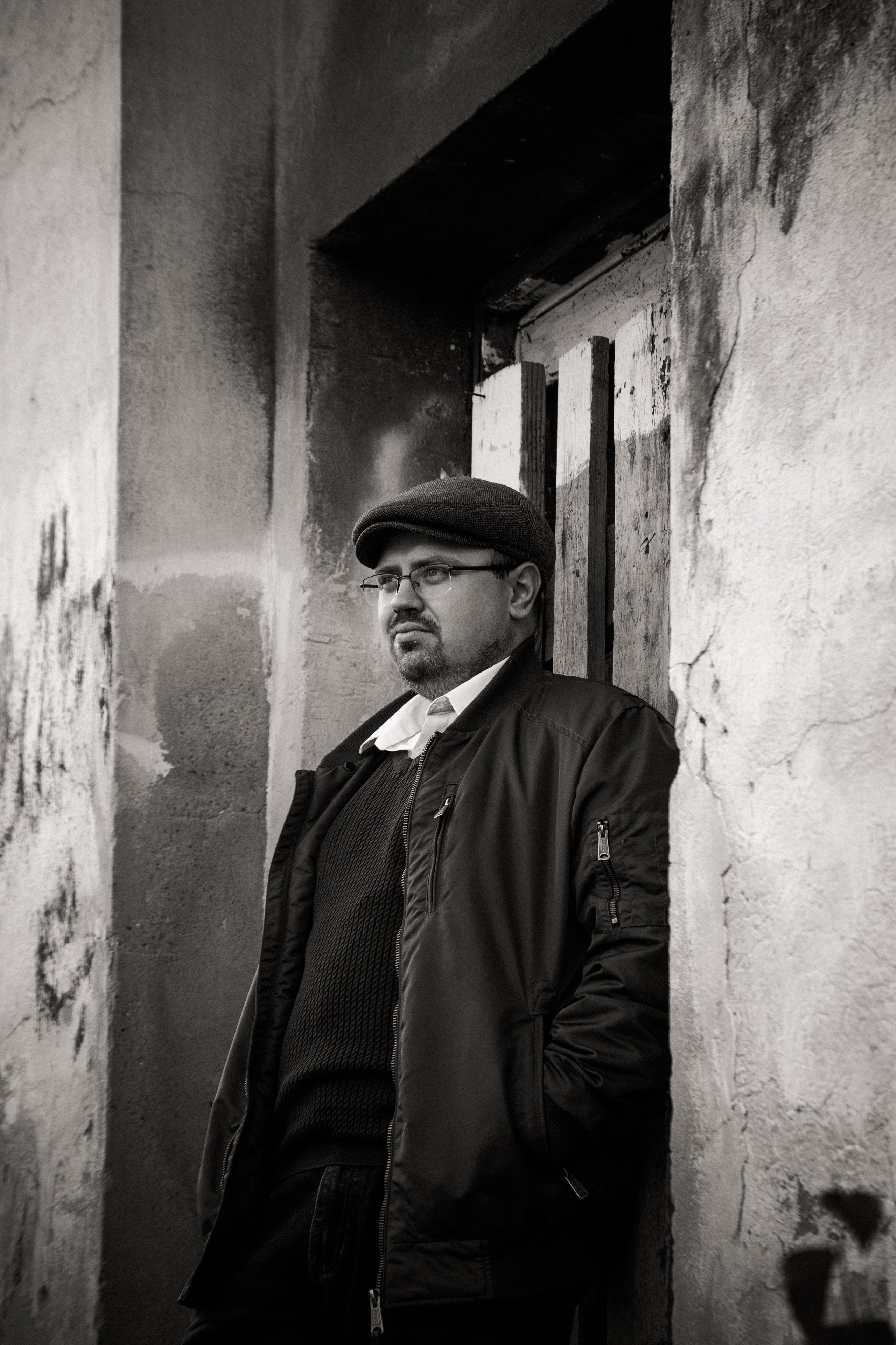 Мужской портрет. Уличная фотосессия. Свадебный и семейный фотограф в Москве и Подмосковье Лариса Козлова