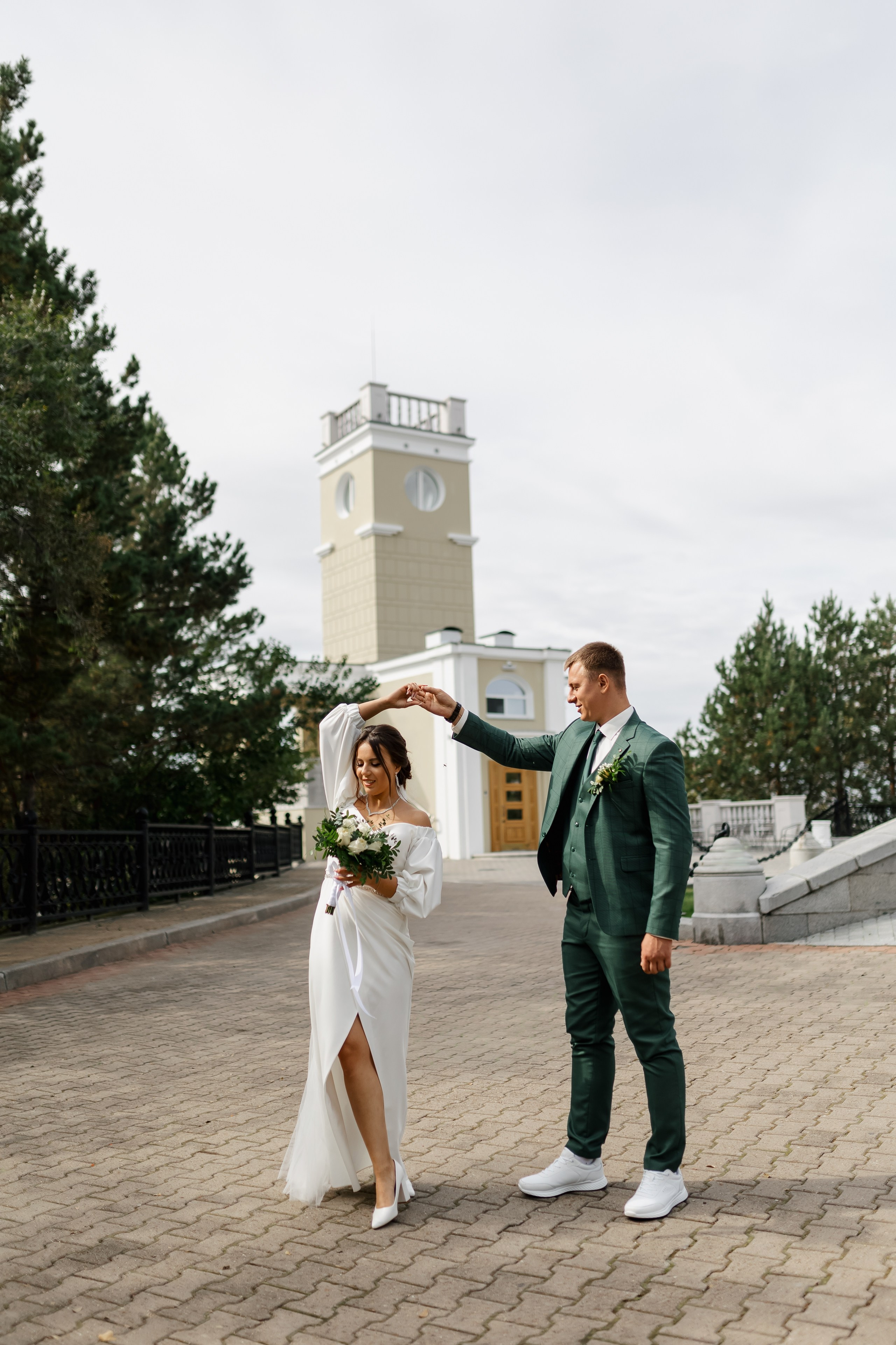 Олег и Юлия. Свадебная прогулка. Свадебный фотограф в Хабаровске