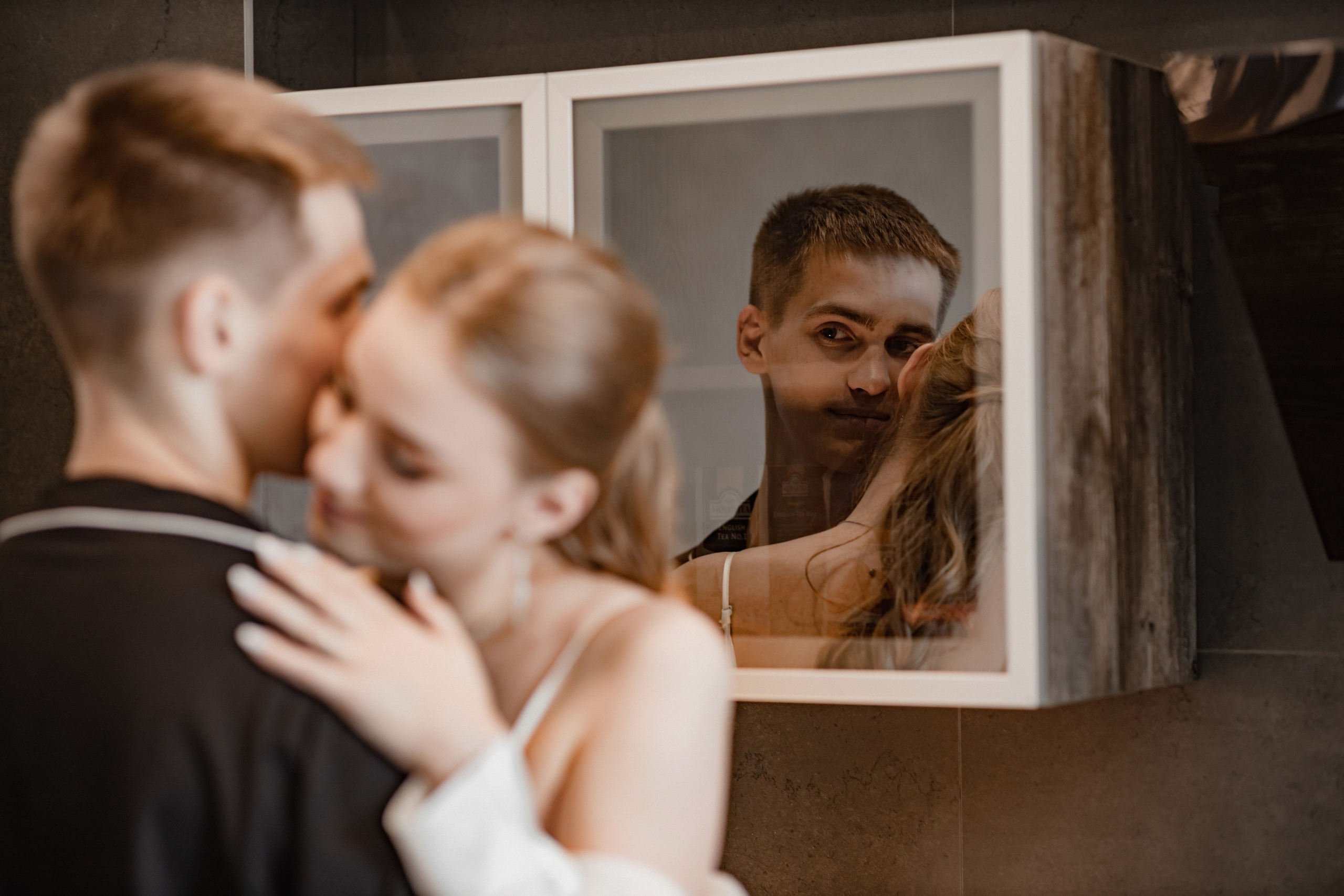 Артём Елена