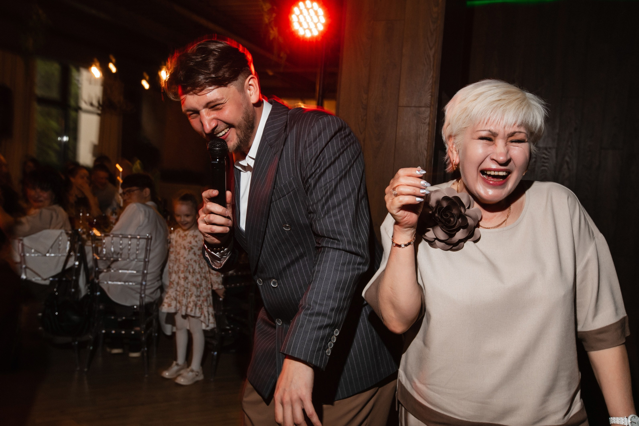 Владислава + Вадим. Роман Урумбаев фотограф Нижневартовск