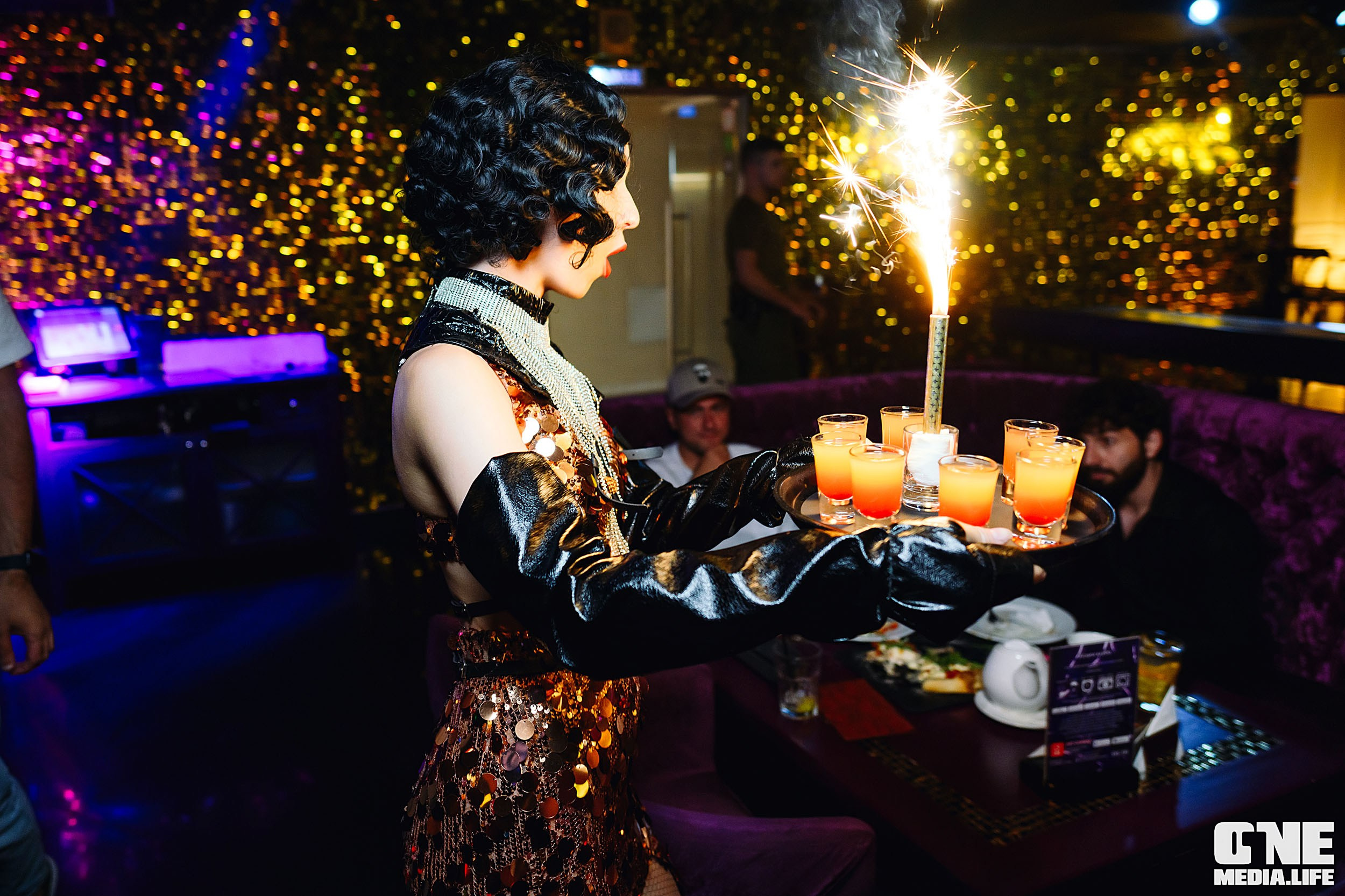 Фоторепортаж из караоке-клуба Эйфория. One Media Life: фоторепортажи, фотоотчеты с мероприятий и заведений