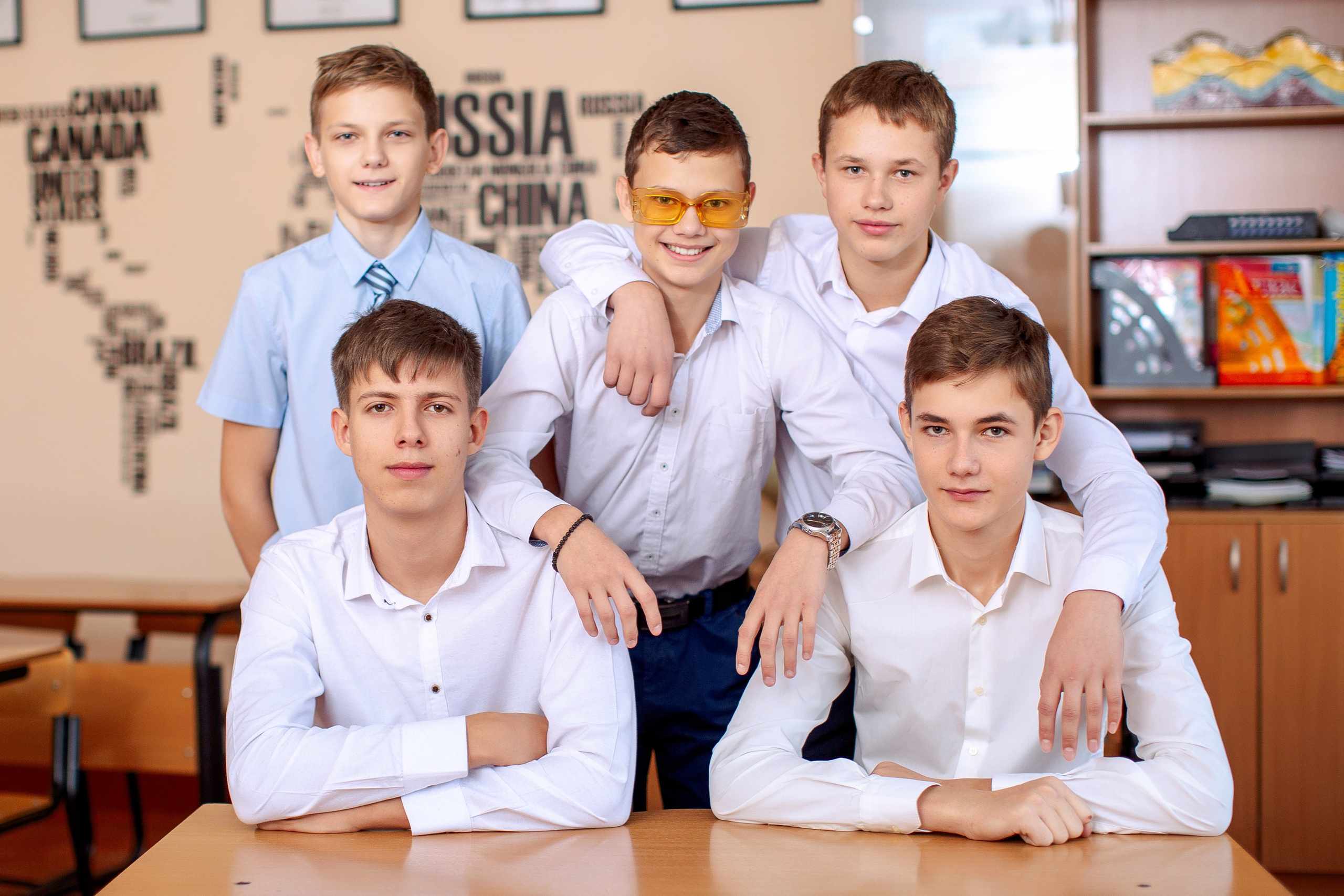 Старшие классы. Выпускные альбомы Зеленоград Москва