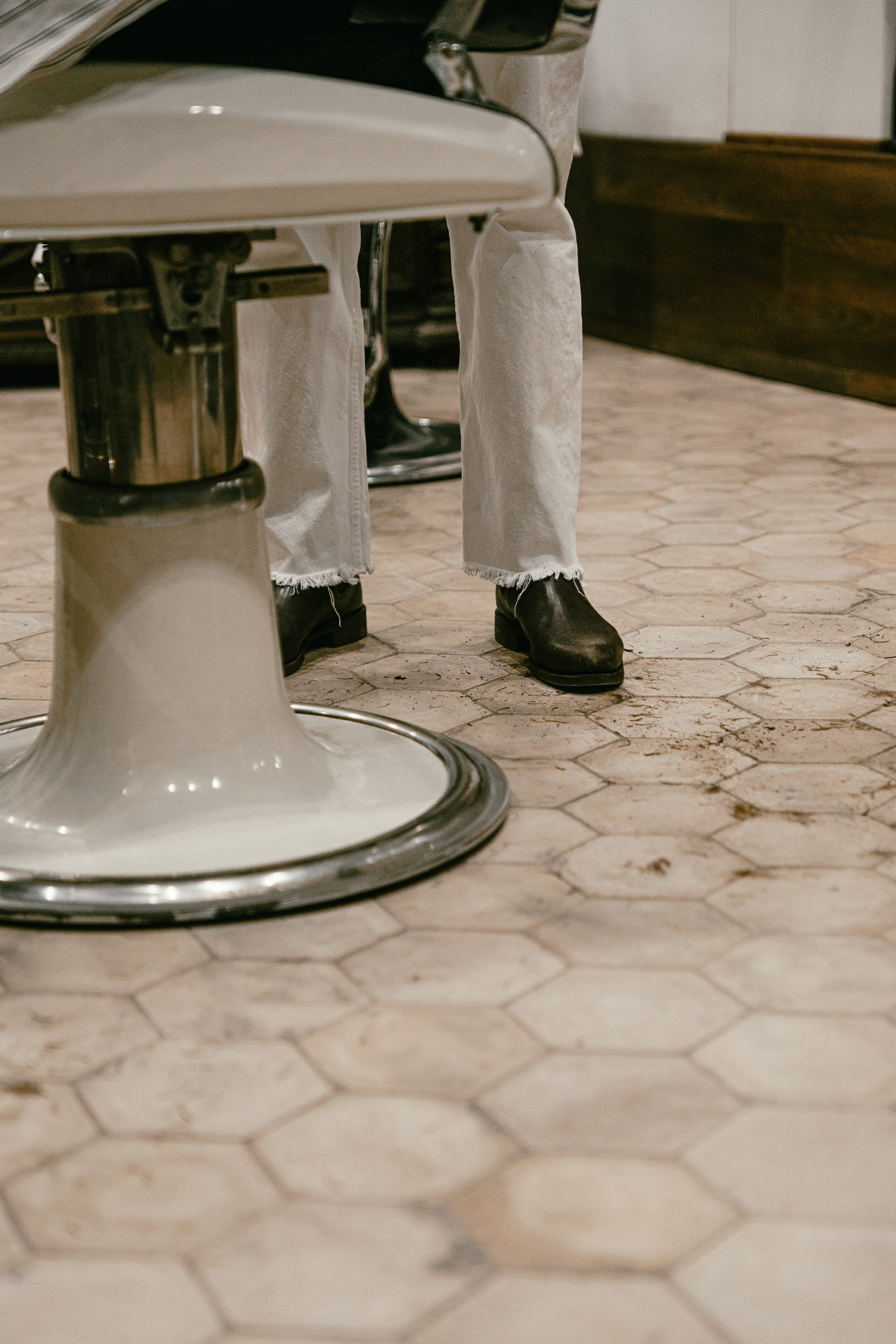 St.Dismas Barbershop Classic Men's Haircuts. Жуков Илья  свадебный фотограф в Москве