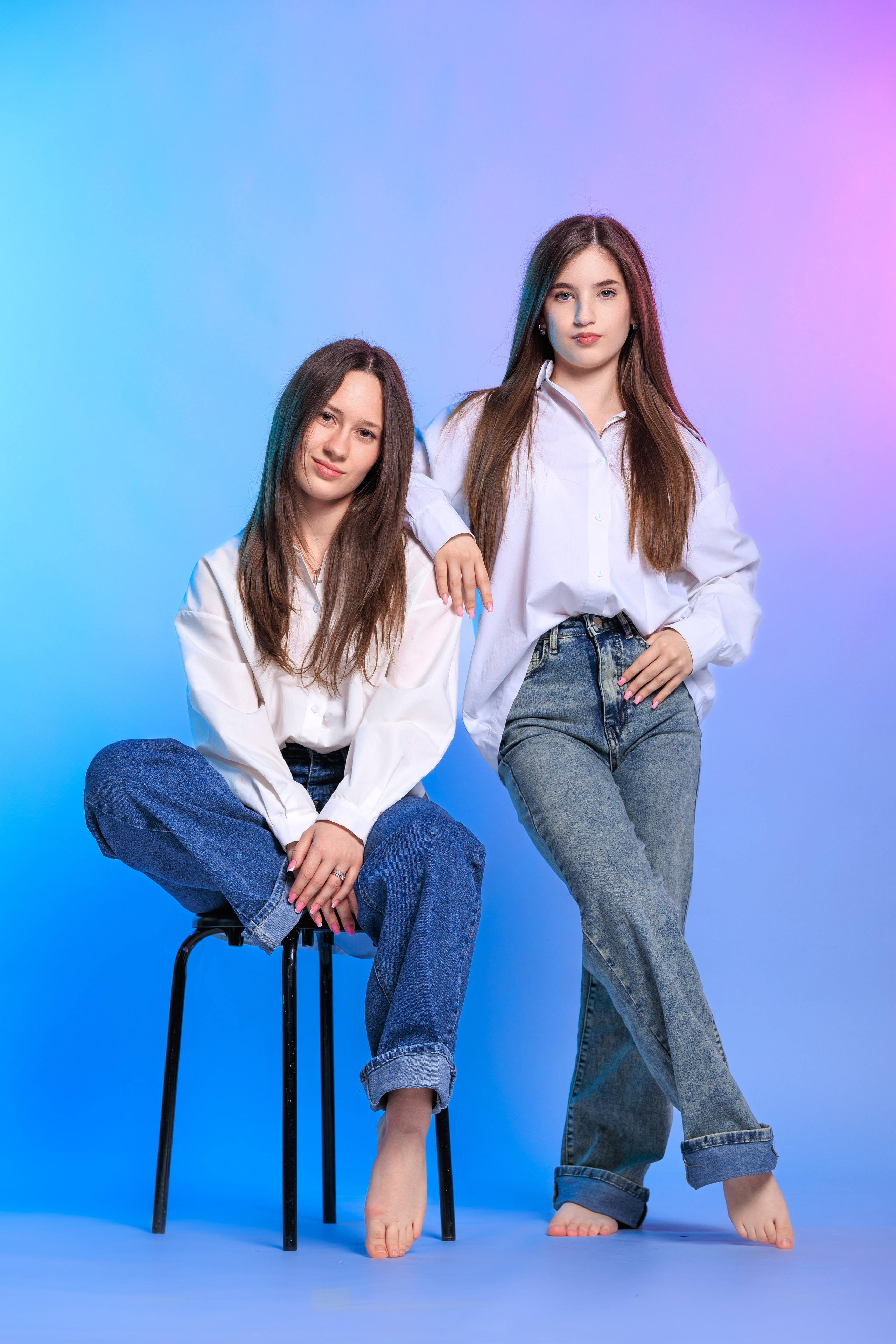 Смотреть фотки в фотостудии. Выпускные альбомы Геленджик, Новороссийск, Краснодар, Туапсе