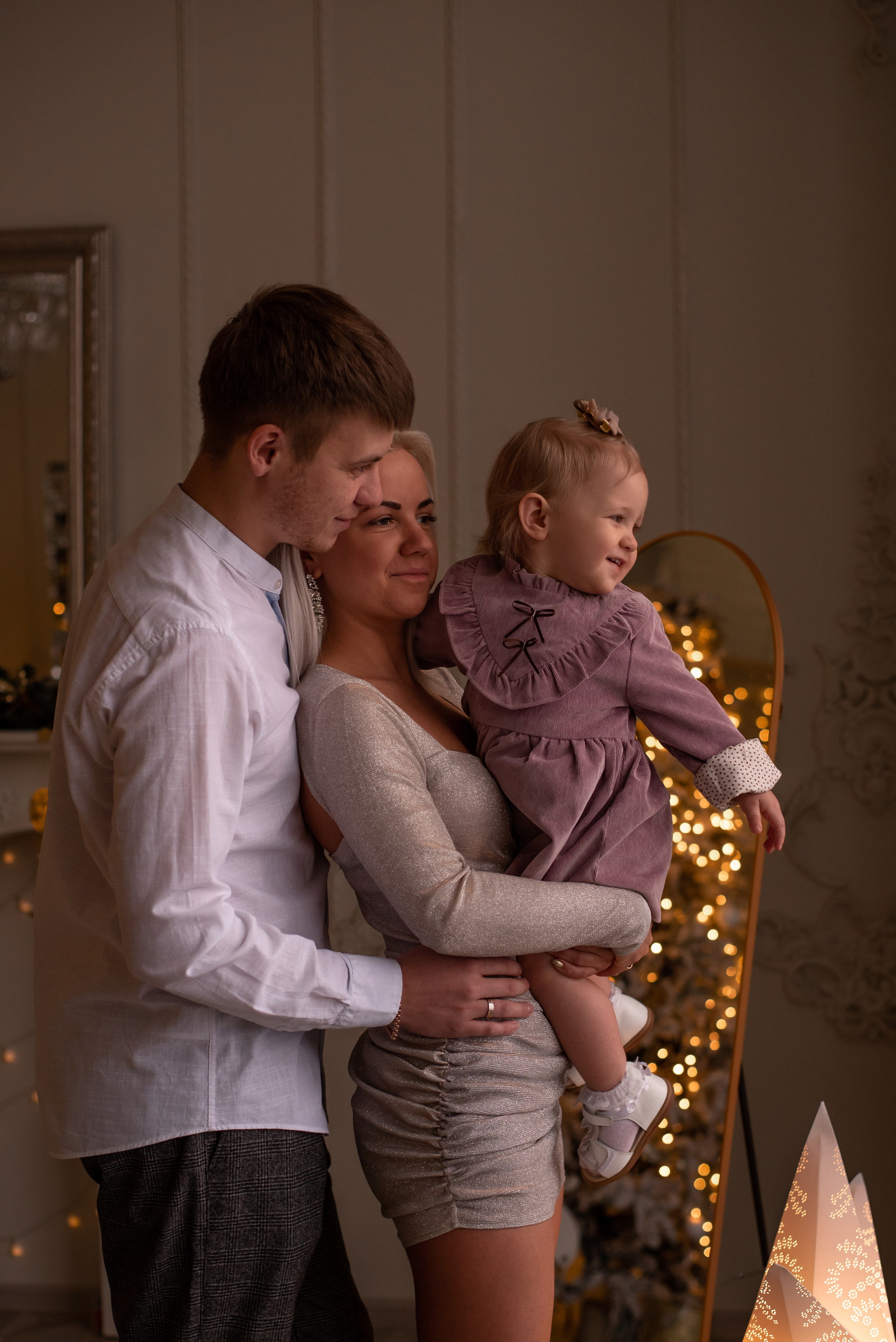 Дарья с семьёй. Фотограф  Потапова Анна