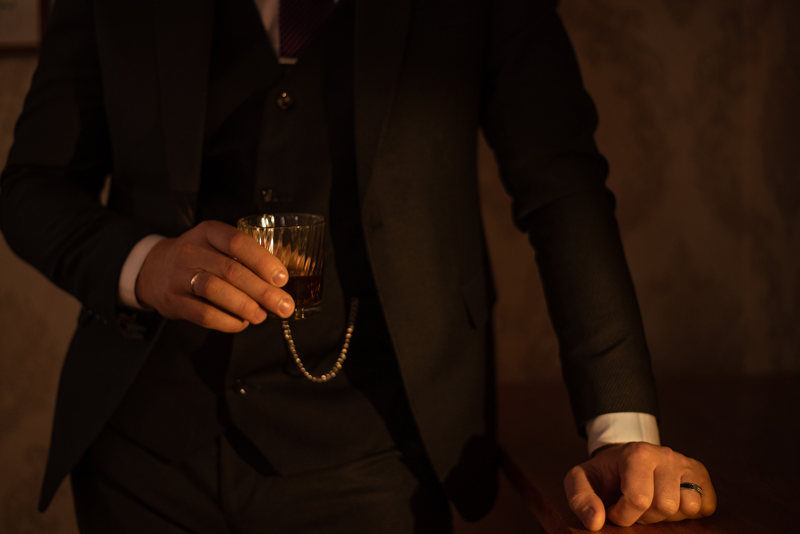 Андрей — съёмка по мотивам известной криминальной саги «Острые козырьки». Фотограф  Потапова Анна