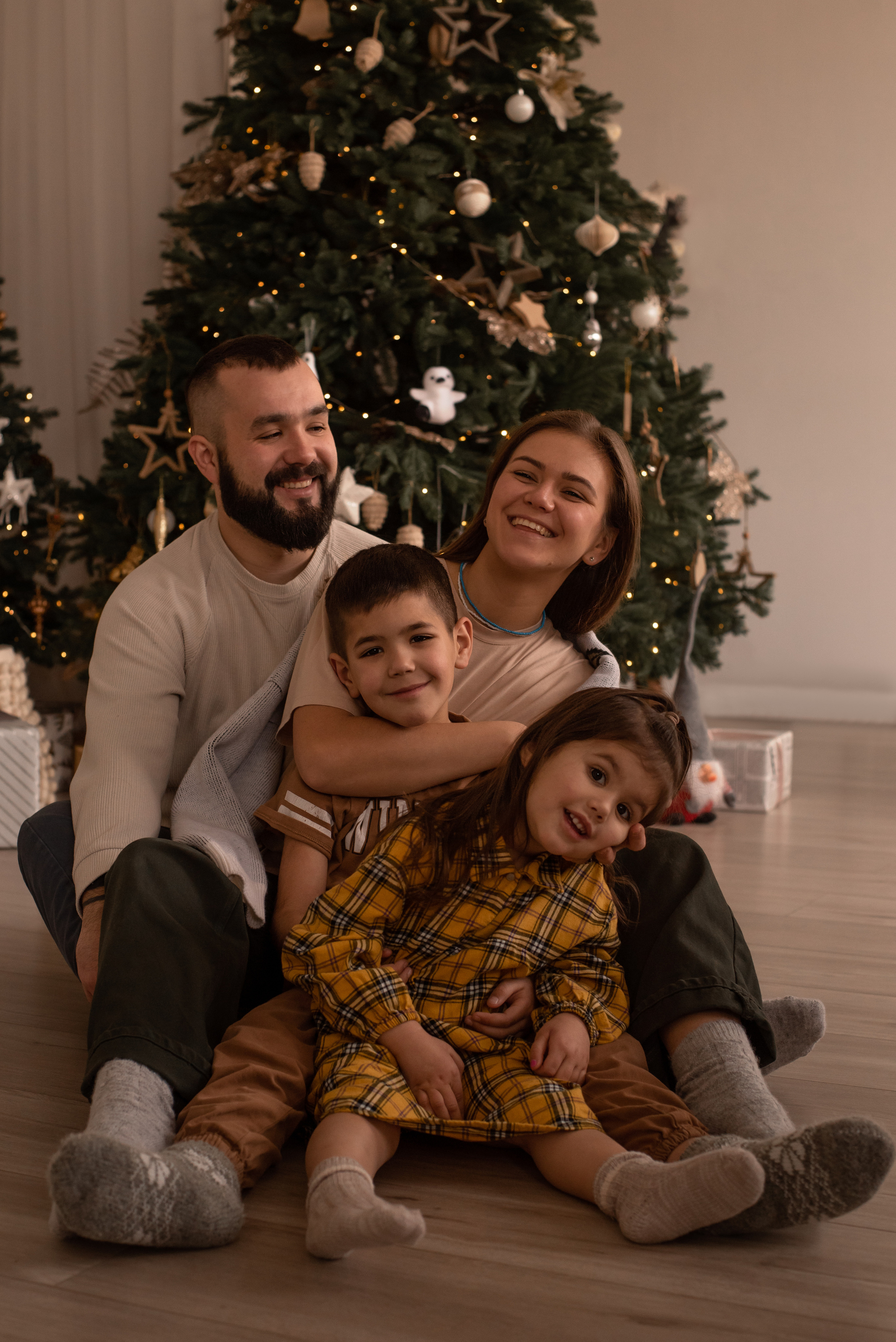 Зоя, Андрей и дети. Фотограф  Потапова Анна