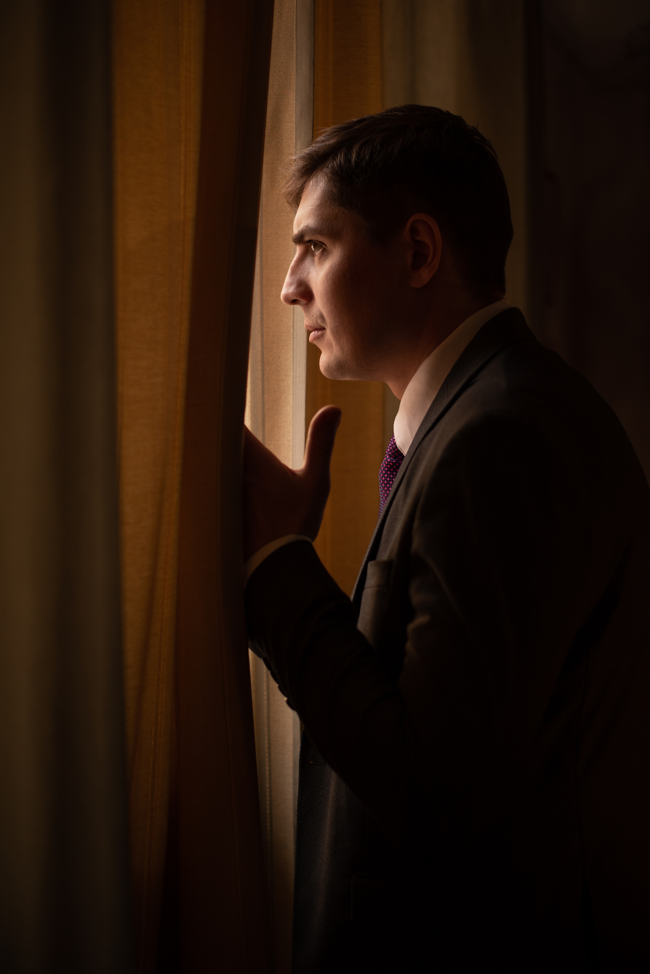 Андрей — съёмка по мотивам известной криминальной саги «Острые козырьки». Фотограф  Потапова Анна