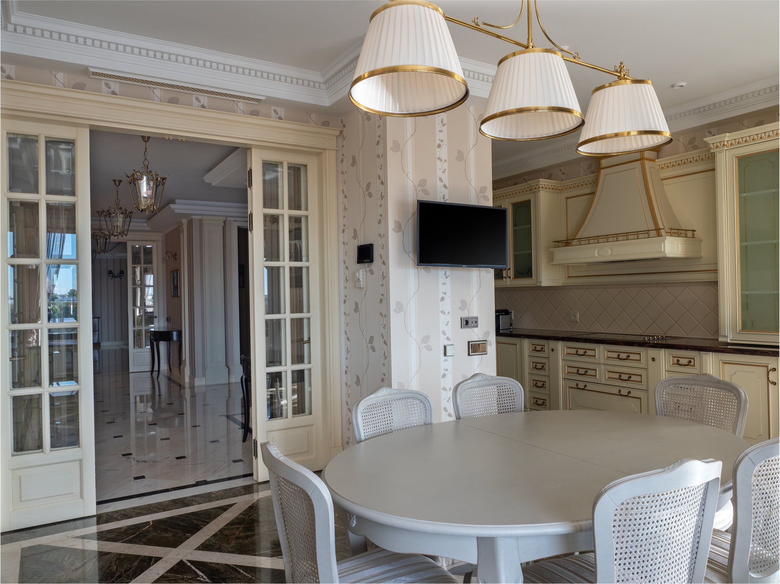 Дом на Воскресенской набережной. Сидоров Артем