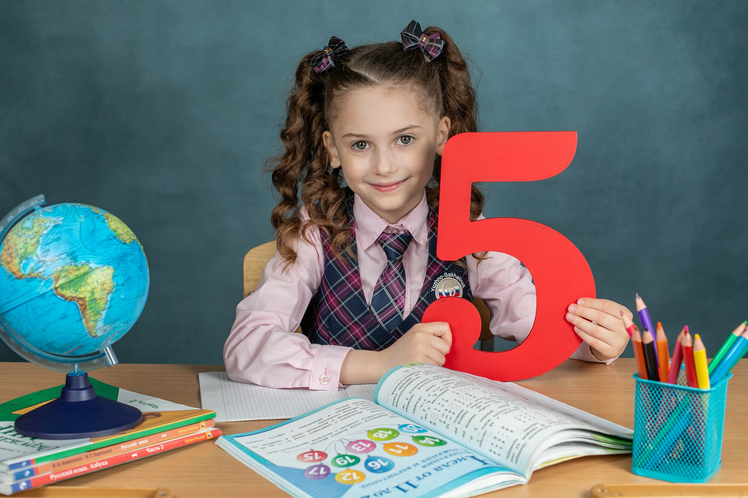 Портреты. Первоклашки. Школьный и детский фотограф в Южно-Сахалинске Анастасия Лескова