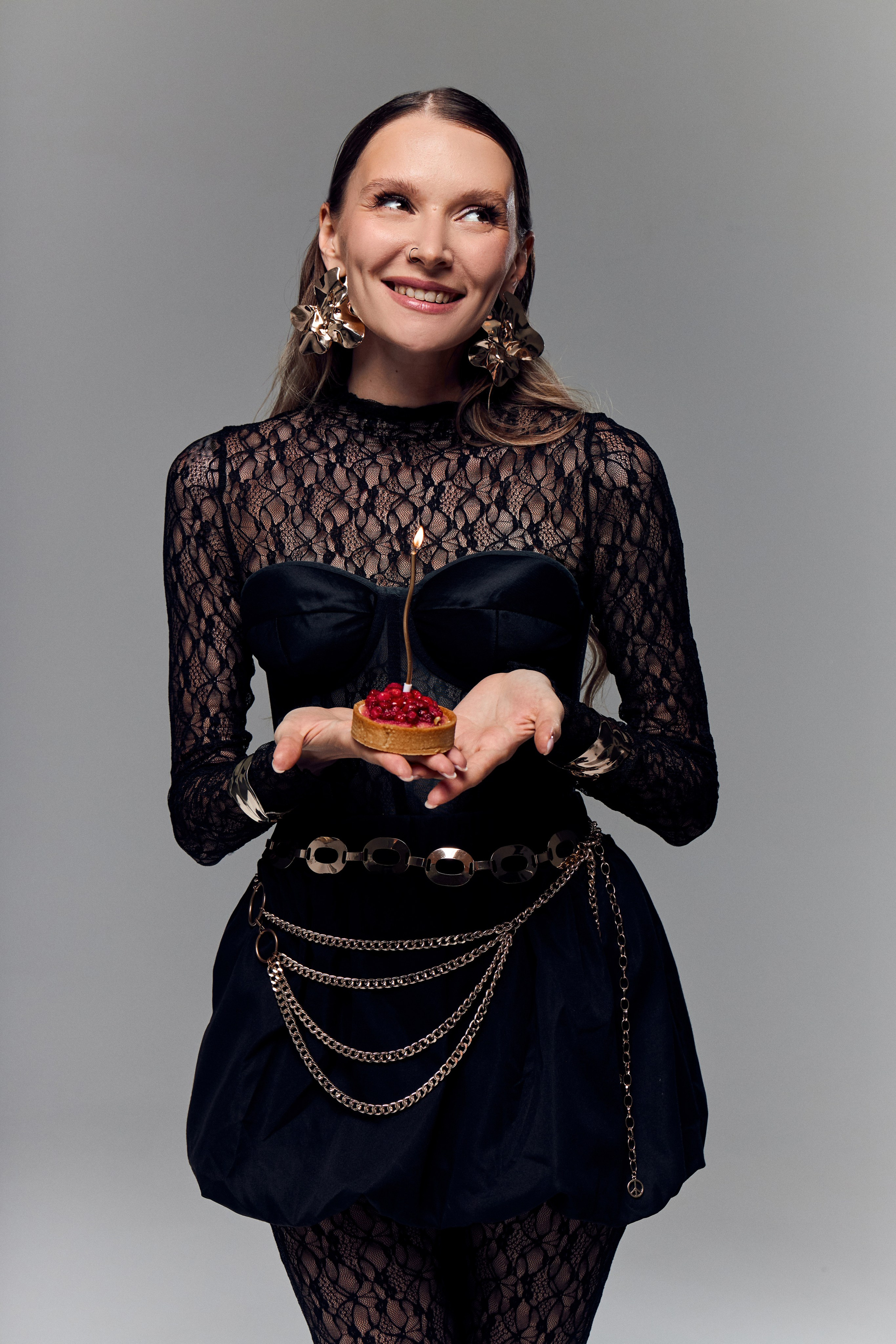 Женские студийные съемки. Коммерческий фотограф Москва