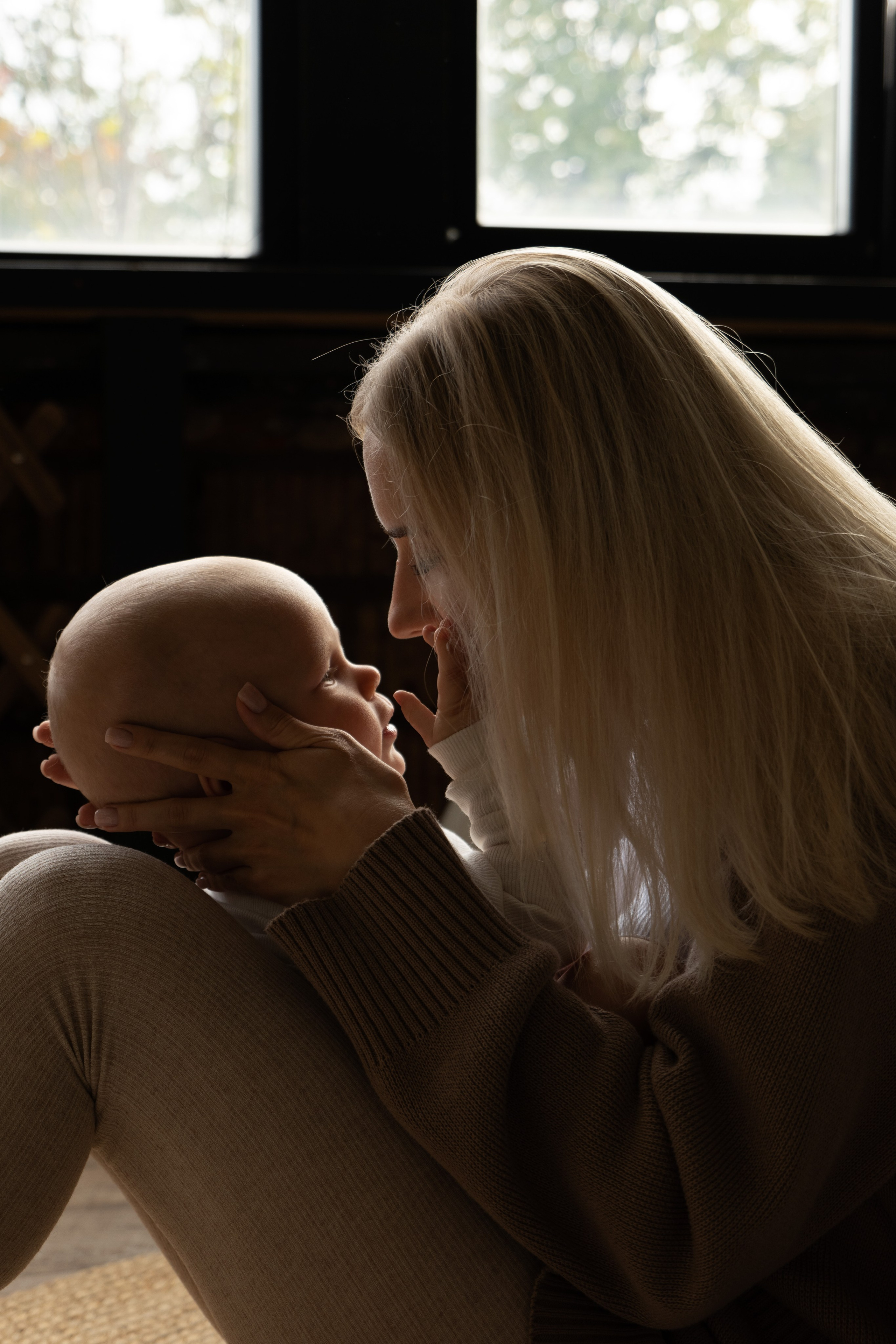 Студийная семейная фотосессия. Фотограф видеограф Ольга Василевская