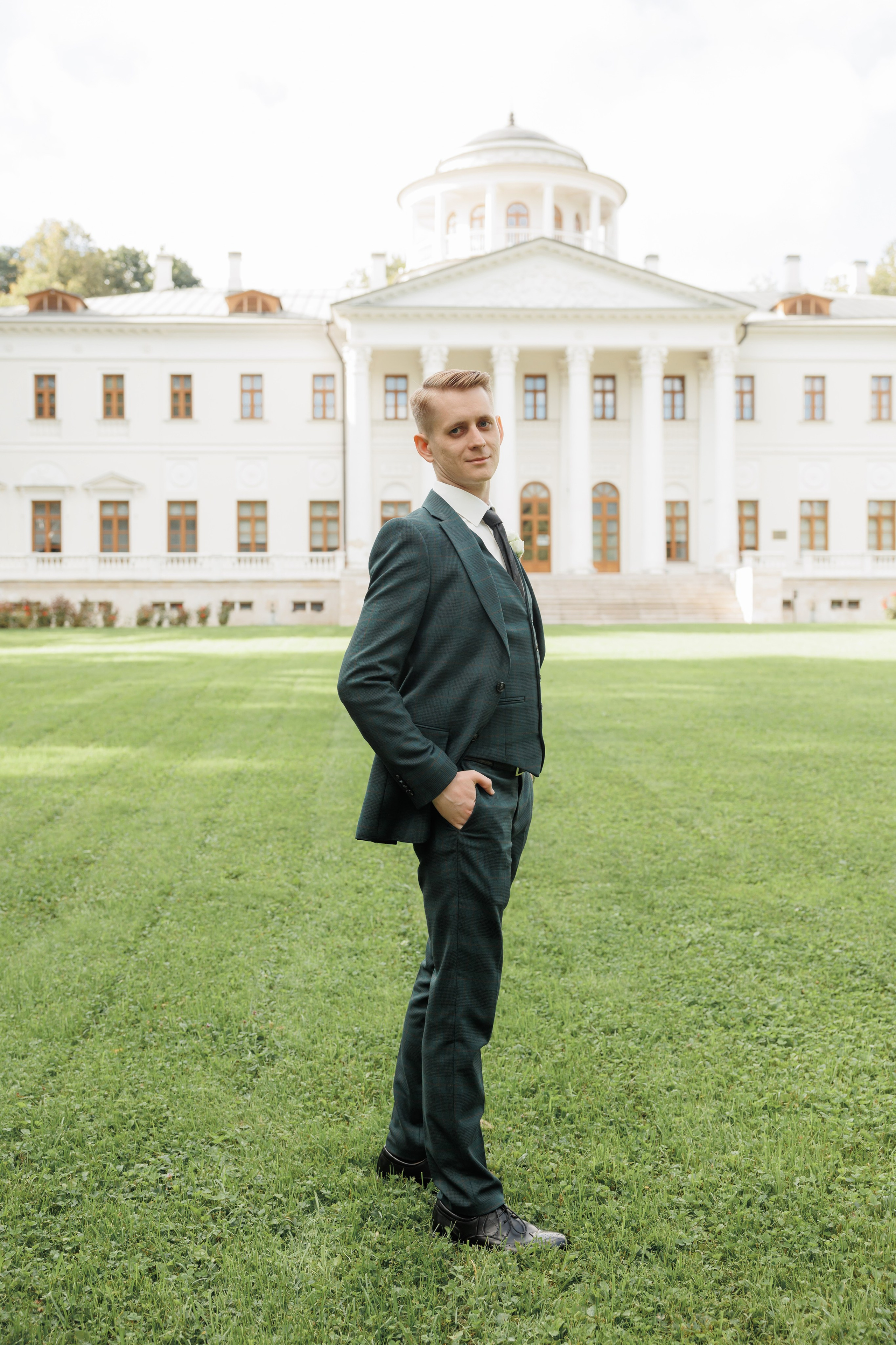 Регистрация в отеле Fish Point, ЗАГС Бутово, прогулка в Остафьево. Свадебный и репортажный фотограф (Москва, Королев и другие)