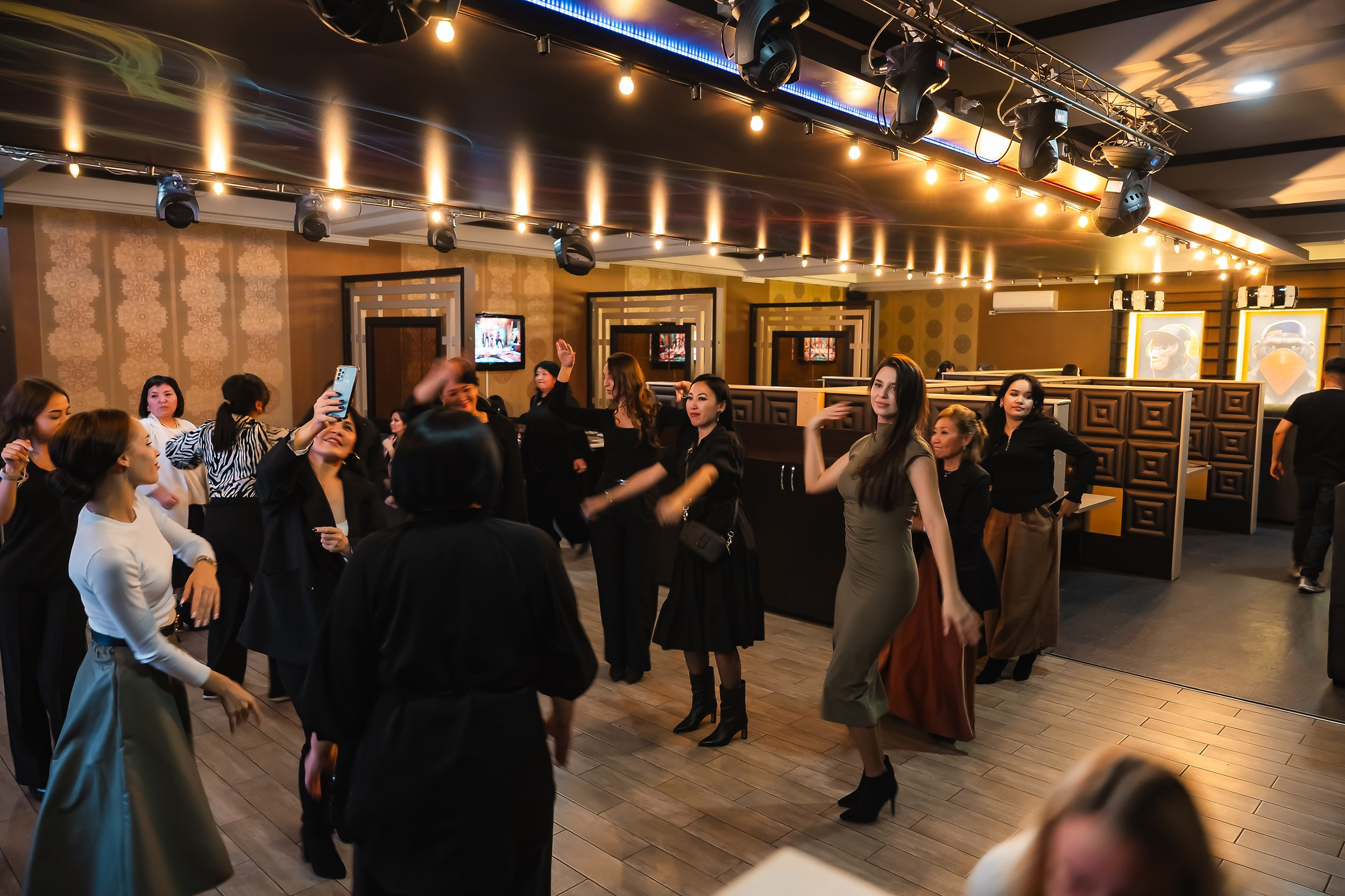 Promenade City. Кипятком Павлодар