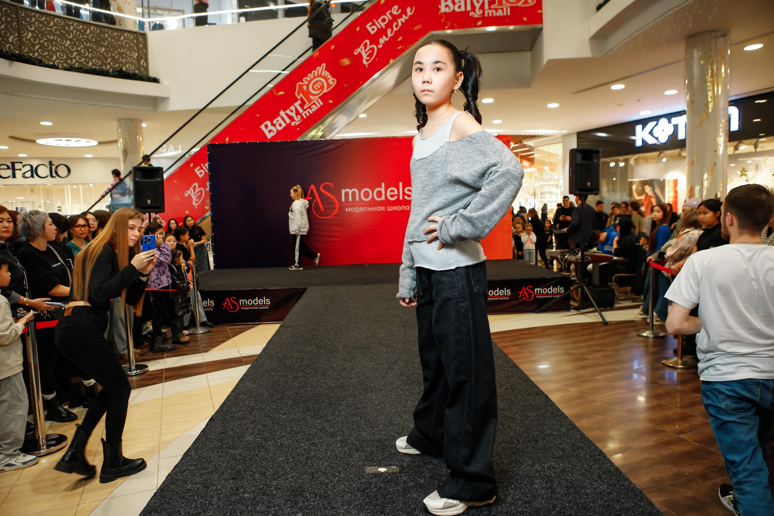 Fashion Show модельной школы AS Models. Кипятком Павлодар